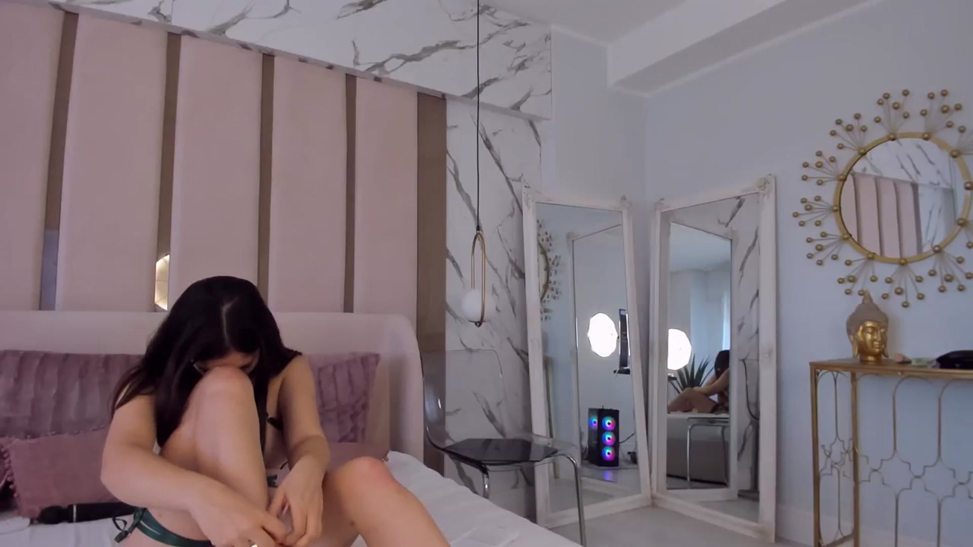 Gallery image thumbnail from Pixxie_x's myfreecams stream on, 08/14/2023, 10:12 image 17 of 20