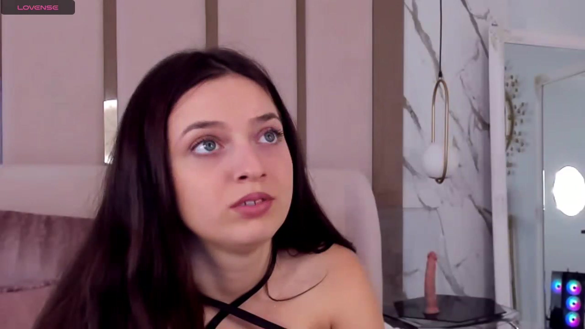Gallery image thumbnail from Pixxie_x's myfreecams stream on, 08/18/2023, 05:18 image 10 of 20