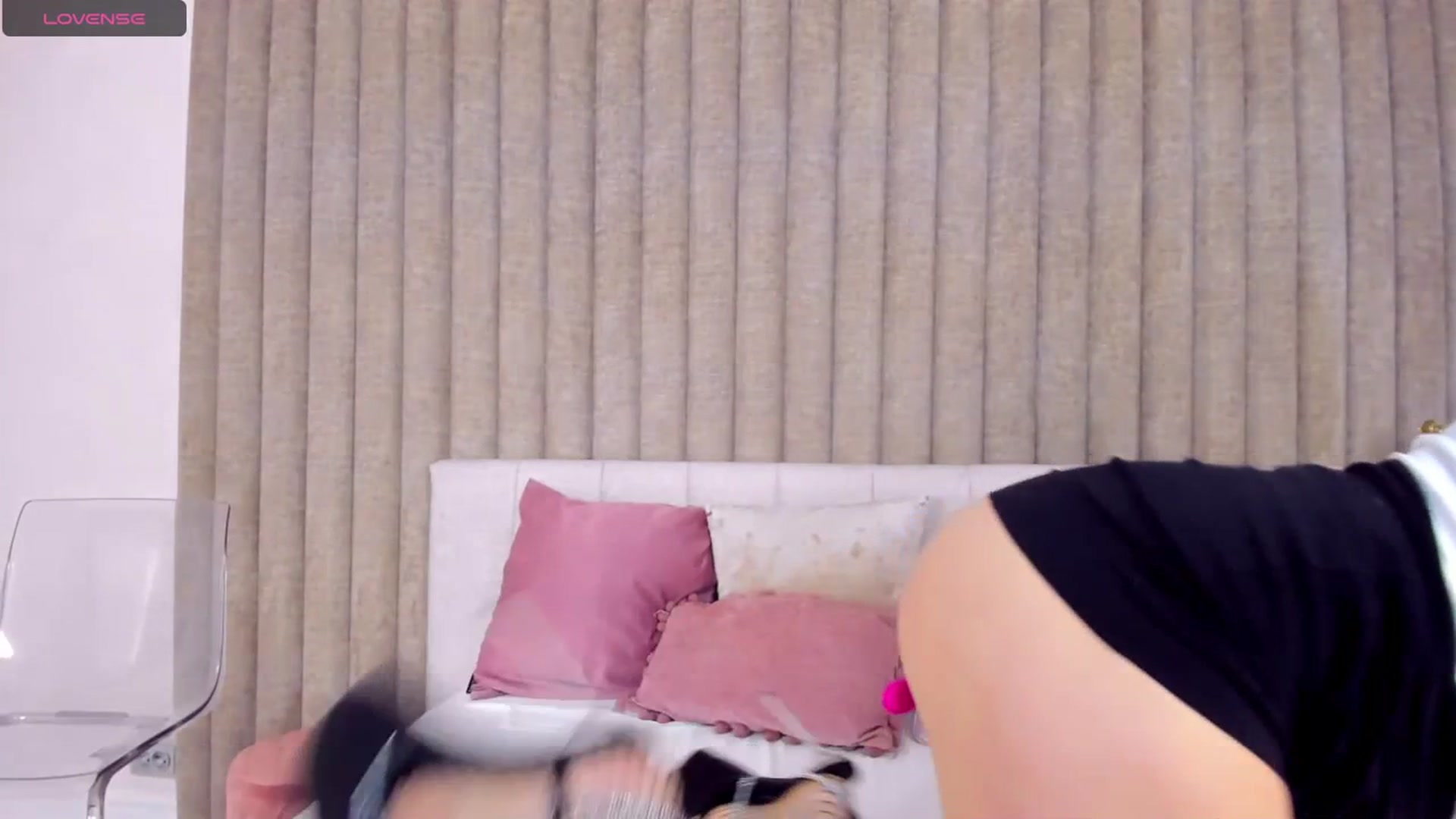 Gallery image thumbnail from Pixxie_x's myfreecams stream on, 08/25/2023, 07:07 image 20 of 20