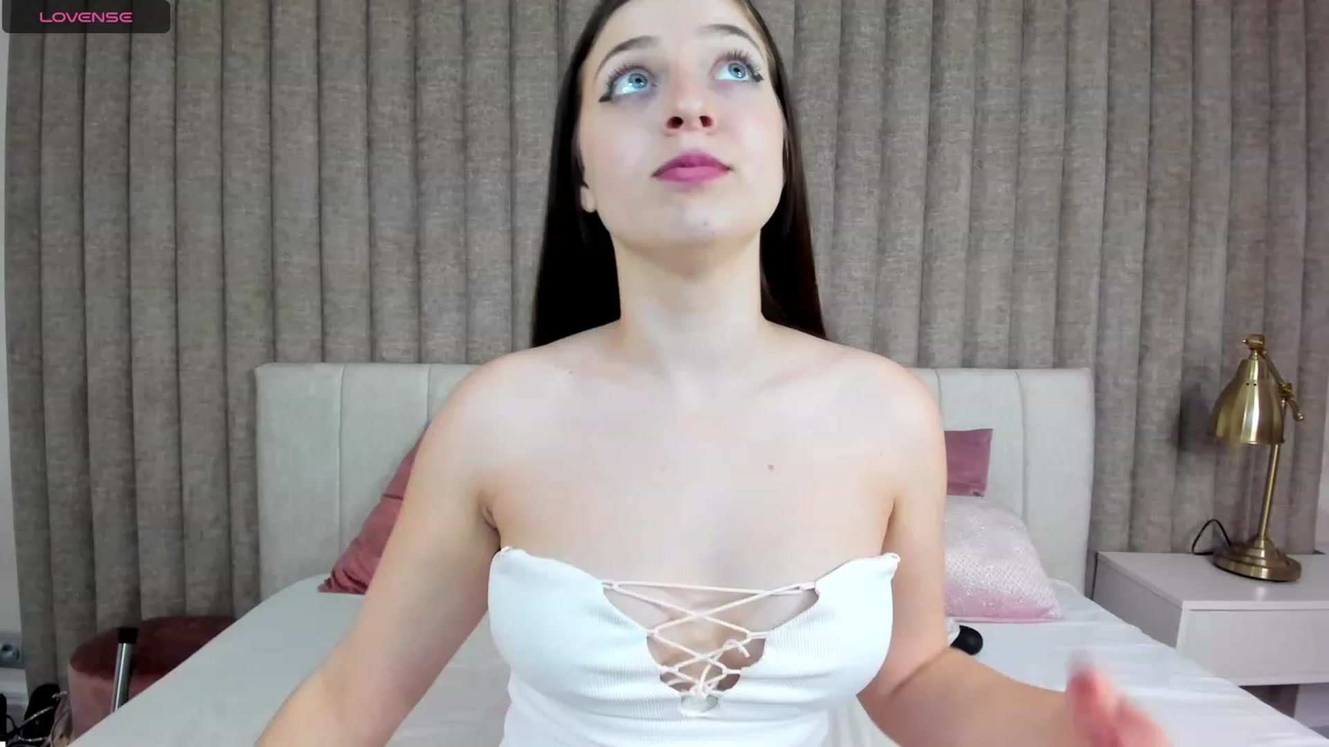 Gallery image thumbnail from Pixxie_x's myfreecams stream on, 11/17/2023, 10:50 image 16 of 20