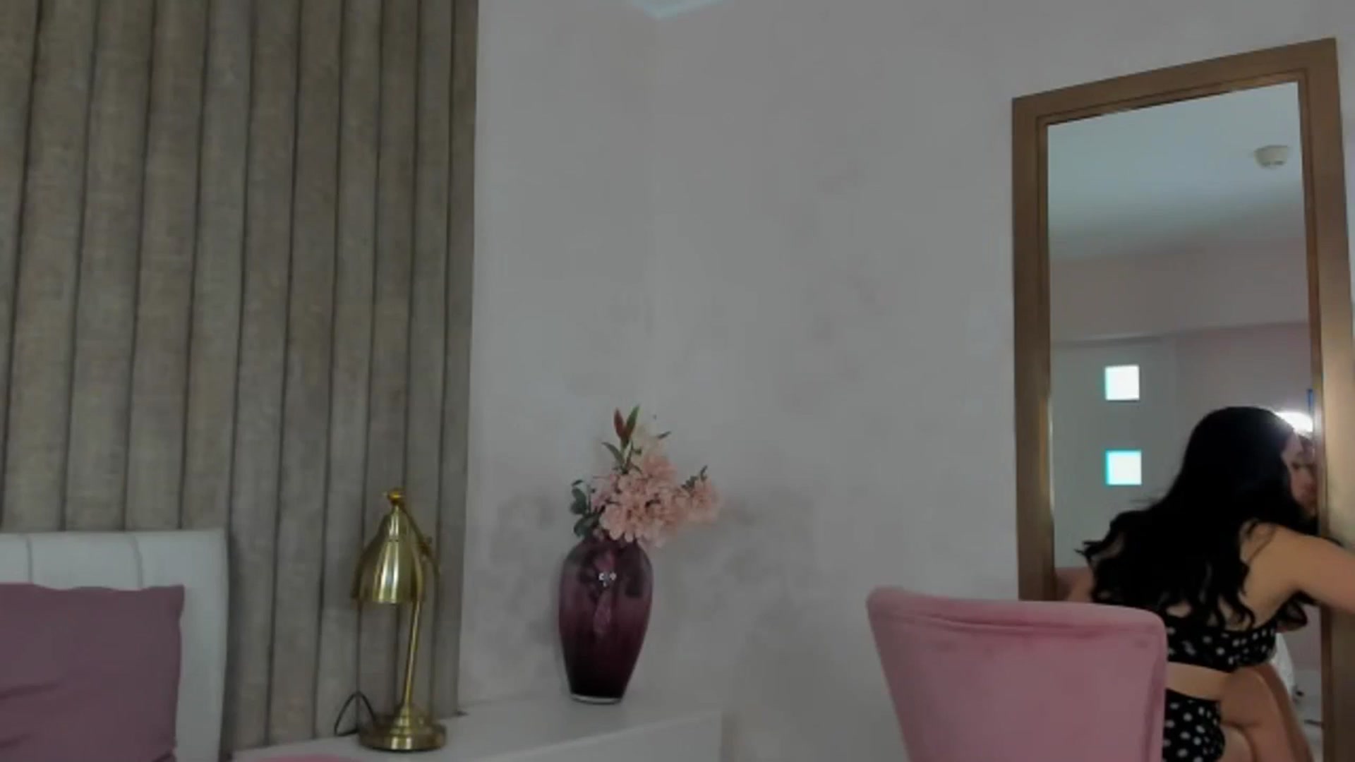 Gallery image thumbnail from Pixxie_x's myfreecams stream on, 12/11/2023, 09:02 image 18 of 20