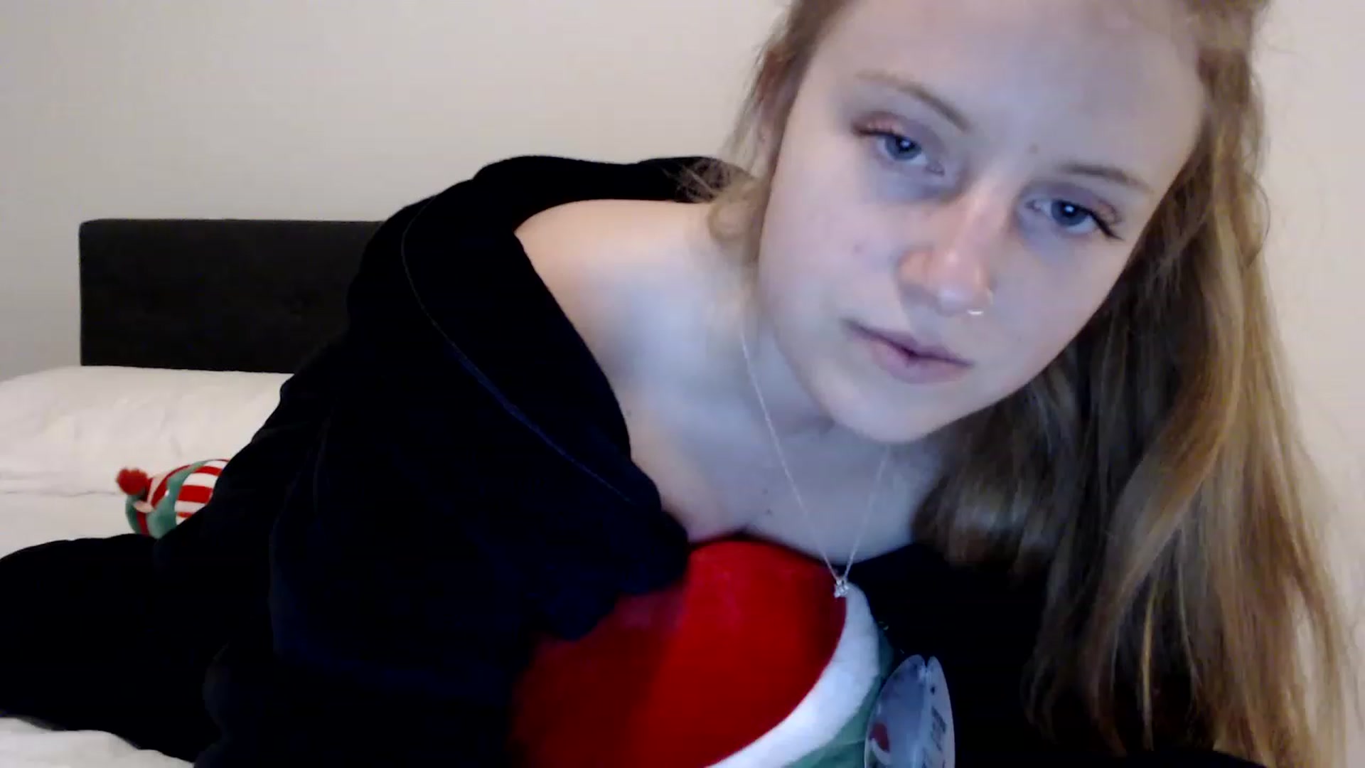 Gallery image thumbnail from Pixxxie's myfreecams stream on, 11/20/2022, 01:08 image 6 of 20