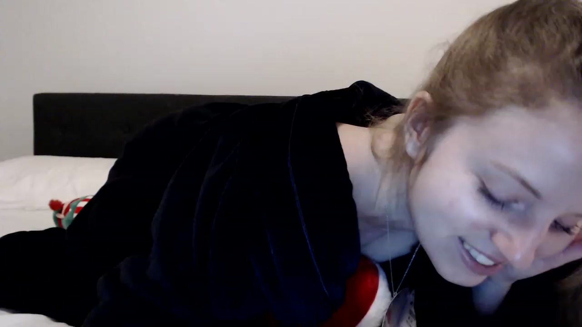 Gallery image thumbnail from Pixxxie's myfreecams stream on, 11/20/2022, 01:08 image 13 of 20