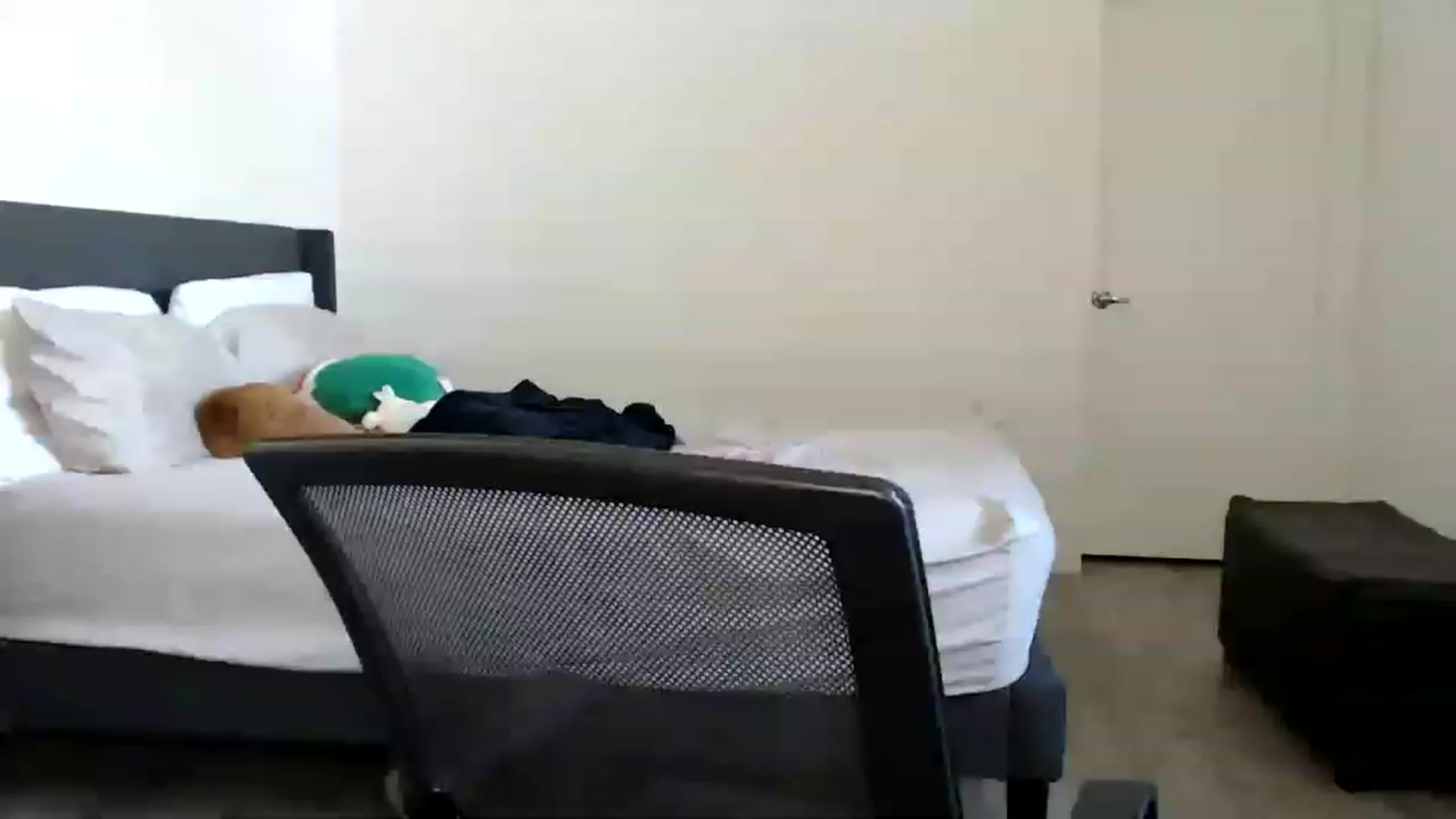 Gallery image thumbnail from Pixxxie's myfreecams stream on, 02/26/2023, 01:03 image 3 of 20
