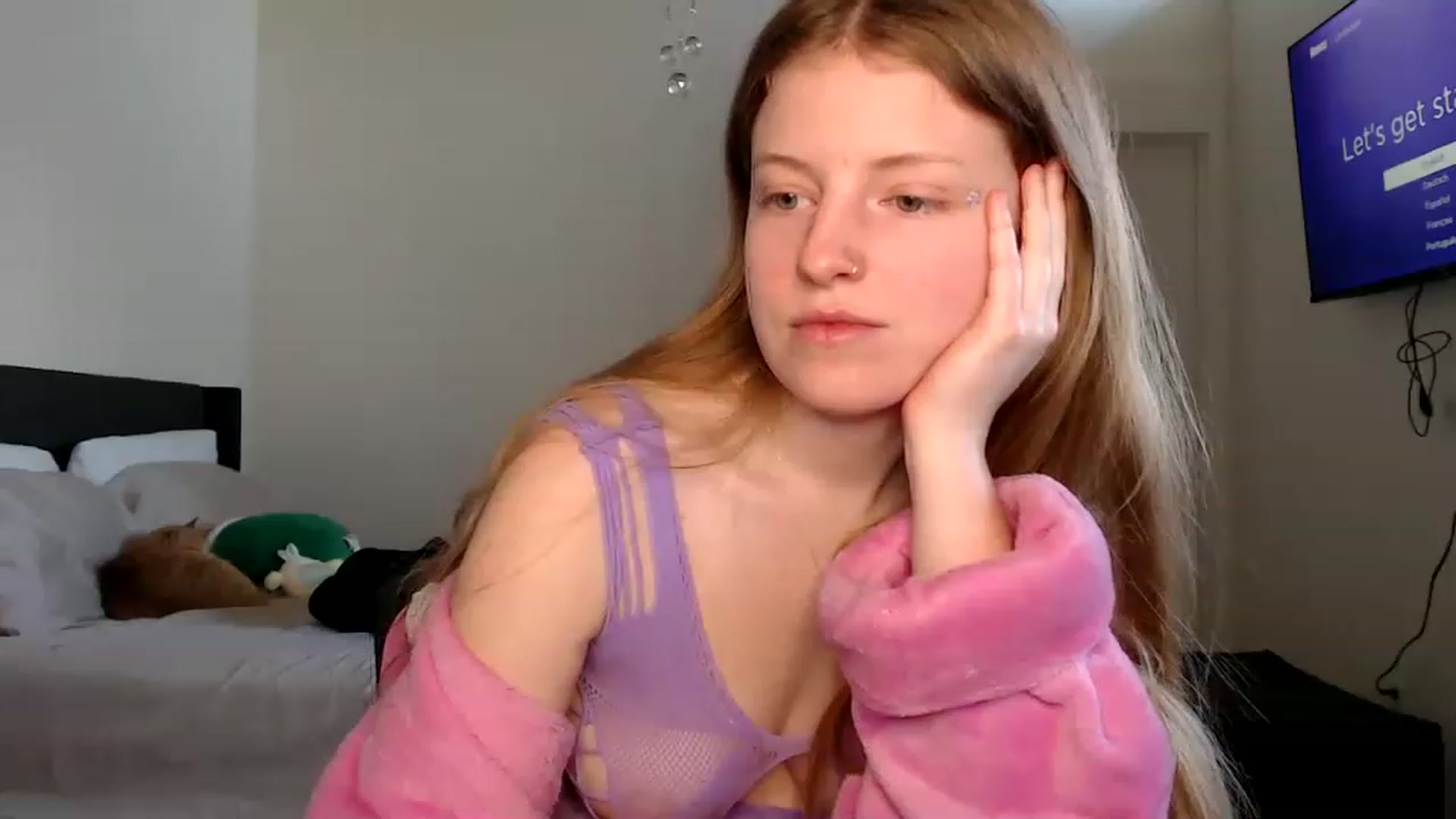 Gallery image thumbnail from Pixxxie's myfreecams stream on, 02/26/2023, 01:03 image 11 of 20