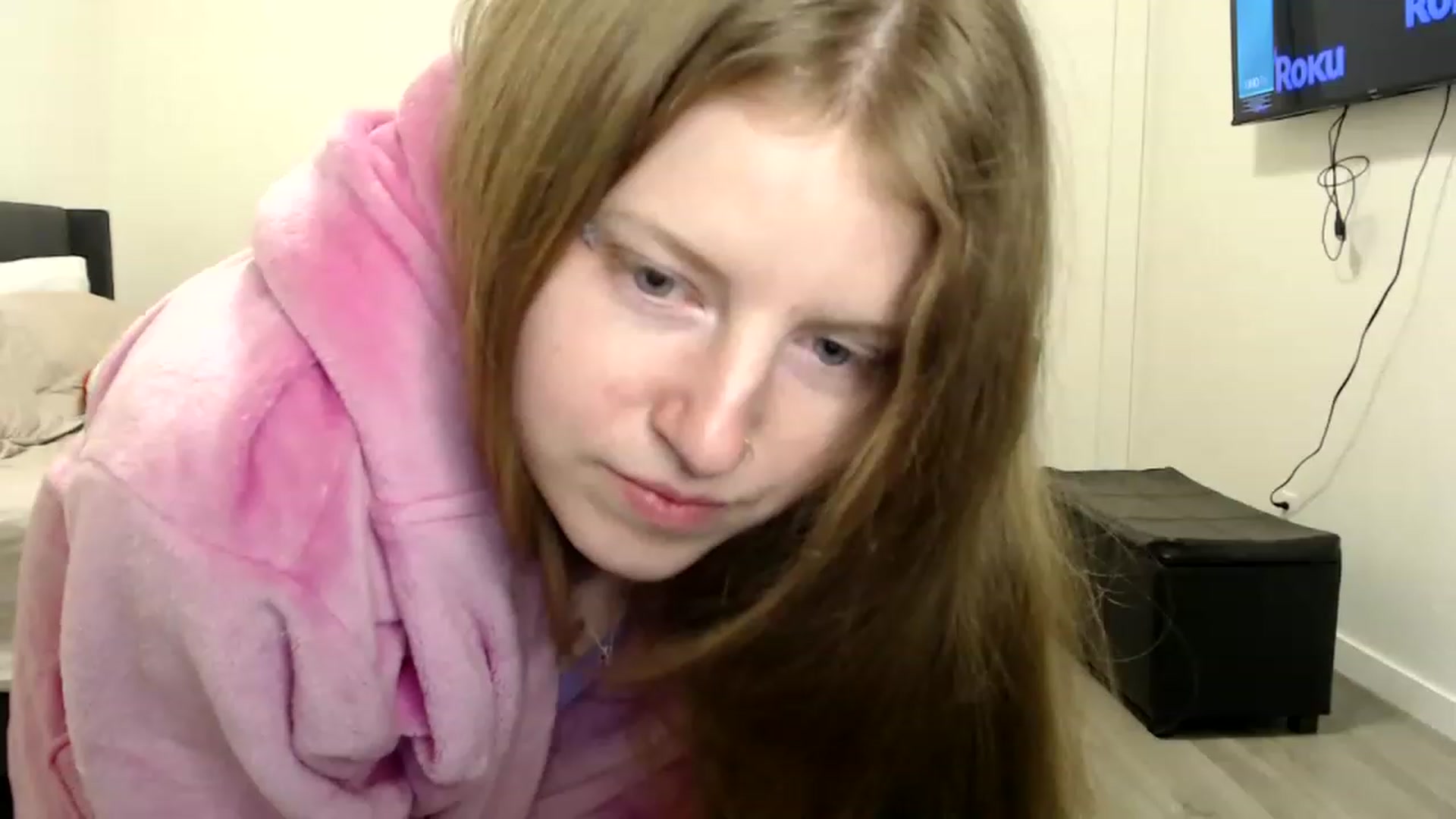 Gallery image thumbnail from Pixxxie's myfreecams stream on, 02/26/2023, 03:01 image 19 of 20
