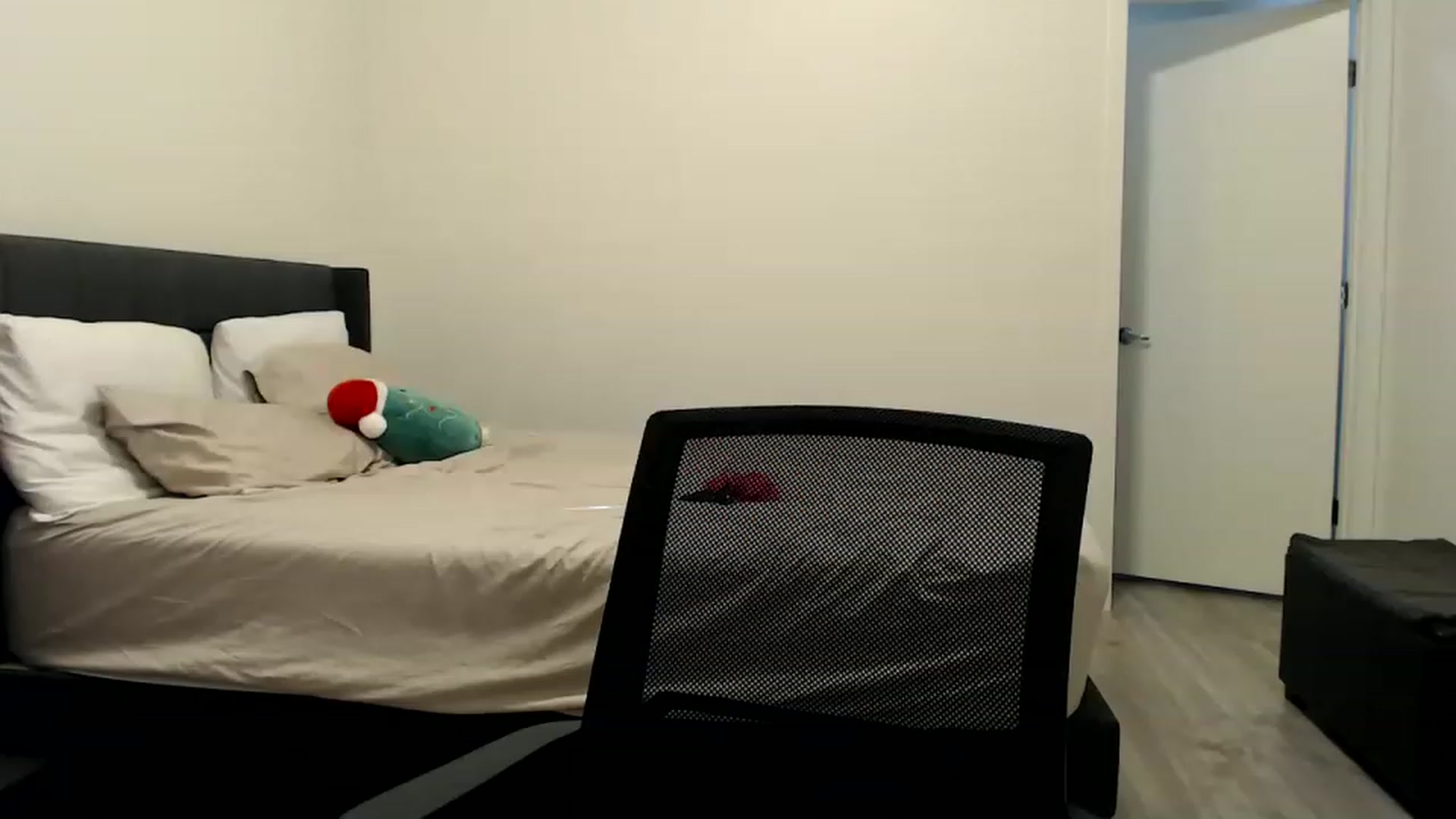Gallery image thumbnail from Pixxxie's myfreecams stream on, 02/26/2023, 07:59 image 7 of 20