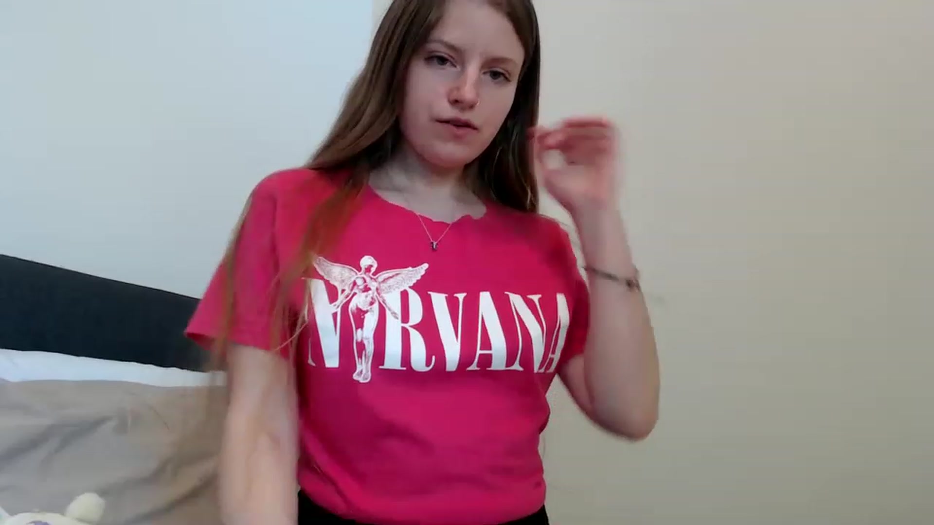 Gallery image thumbnail from Pixxxie's myfreecams stream on, 04/17/2023, 24:52 image 12 of 20