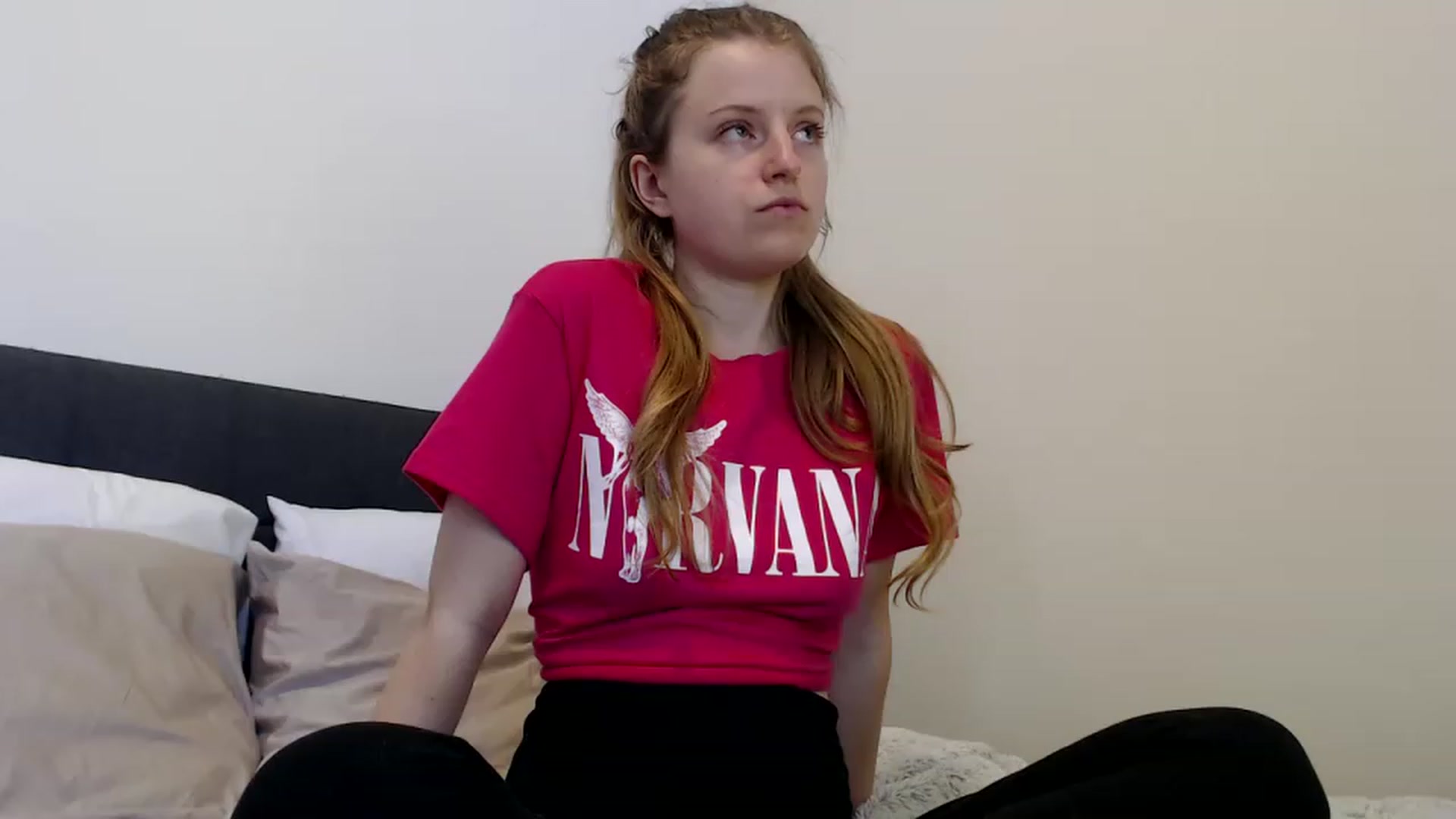 Gallery image thumbnail from Pixxxie's myfreecams stream on, 04/17/2023, 02:47 image 4 of 20