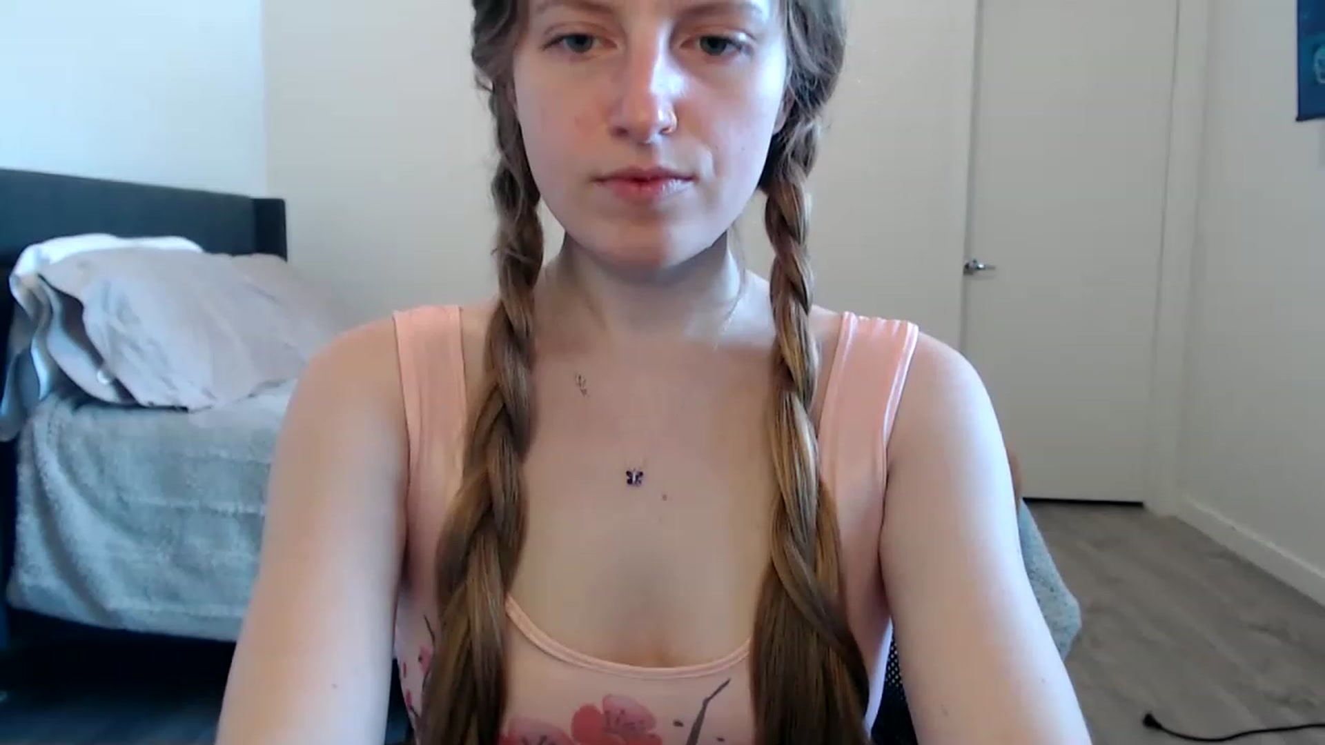 Gallery image thumbnail from Pixxxie's myfreecams stream on, 04/30/2023, 22:37 image 8 of 20