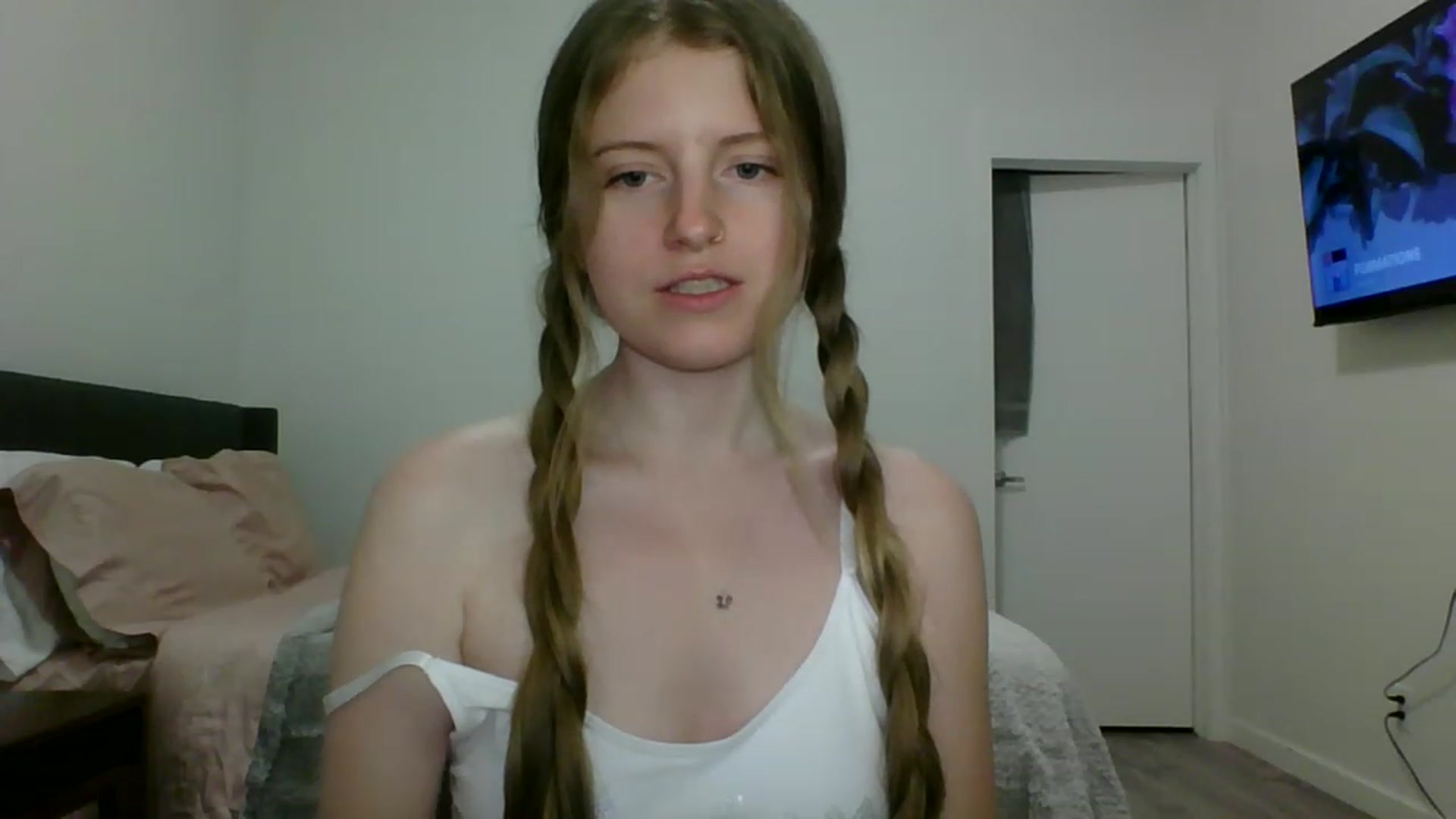 Gallery image thumbnail from Pixxxie's myfreecams stream on, 05/28/2023, 09:44 image 20 of 20