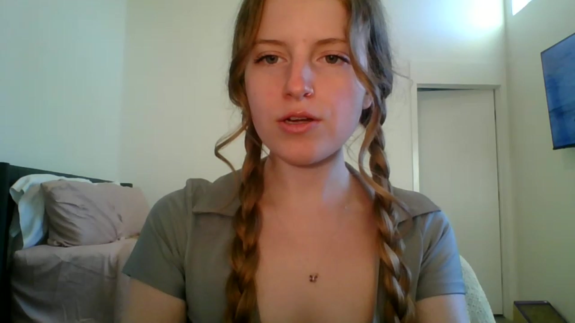 Gallery image thumbnail from Pixxxie's myfreecams stream on, 06/18/2023, 01:55 image 14 of 20