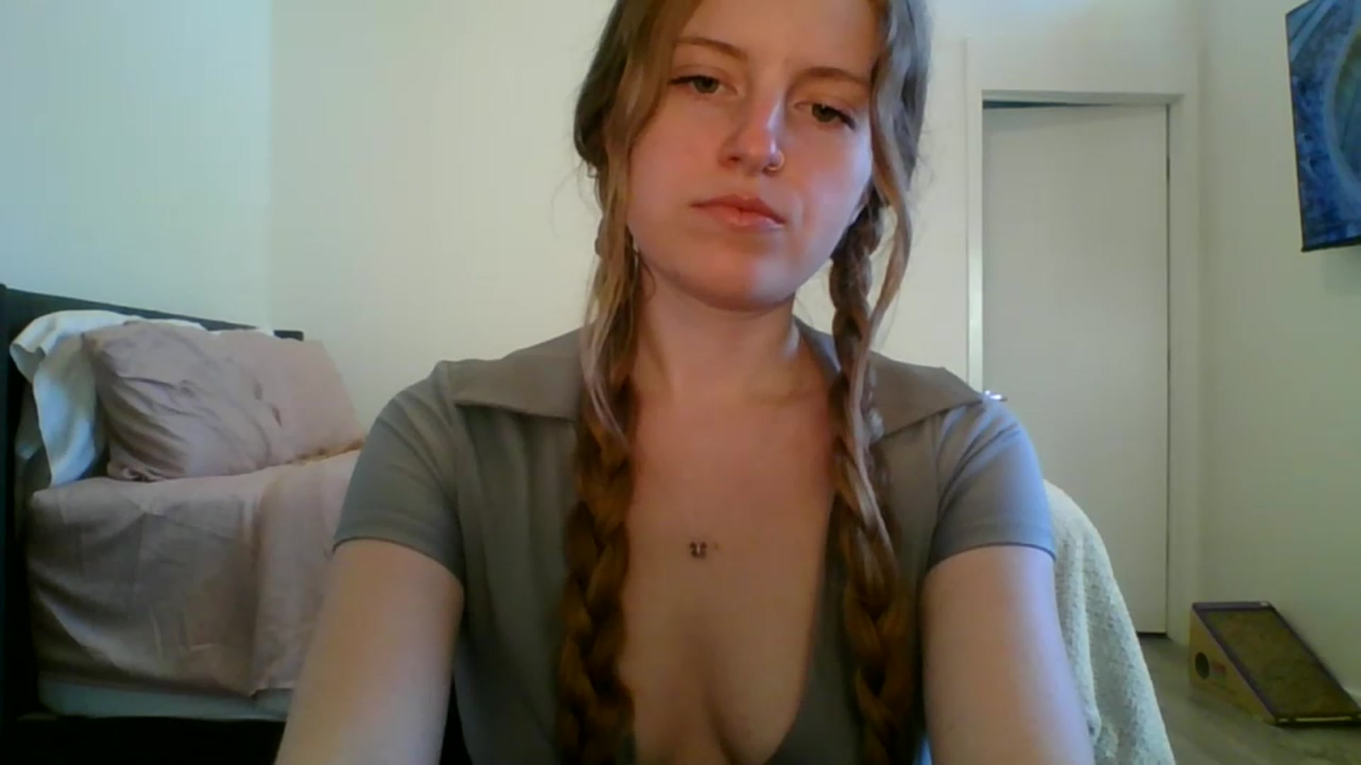 Gallery image thumbnail from Pixxxie's myfreecams stream on, 06/18/2023, 01:55 image 5 of 20