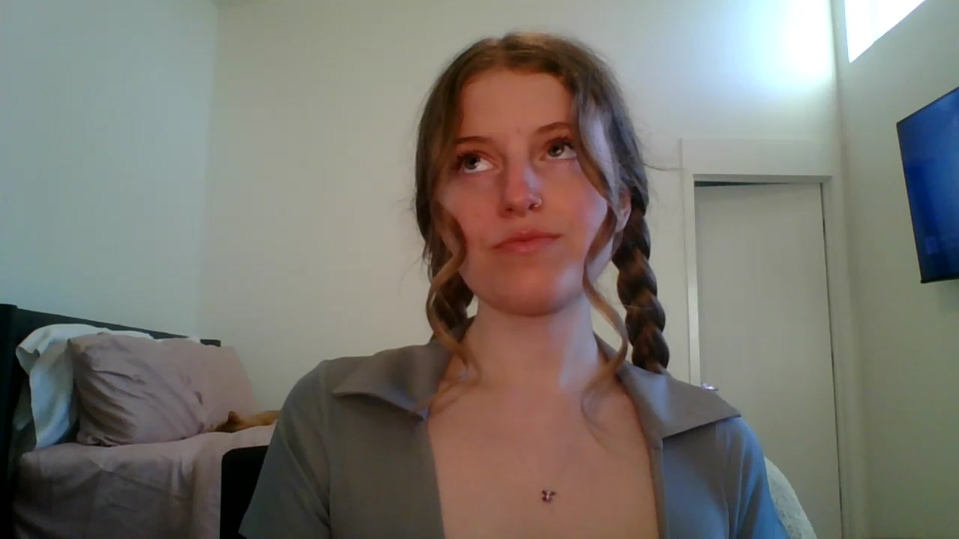 Gallery image thumbnail from Pixxxie's myfreecams stream on, 06/18/2023, 01:55 image 19 of 20