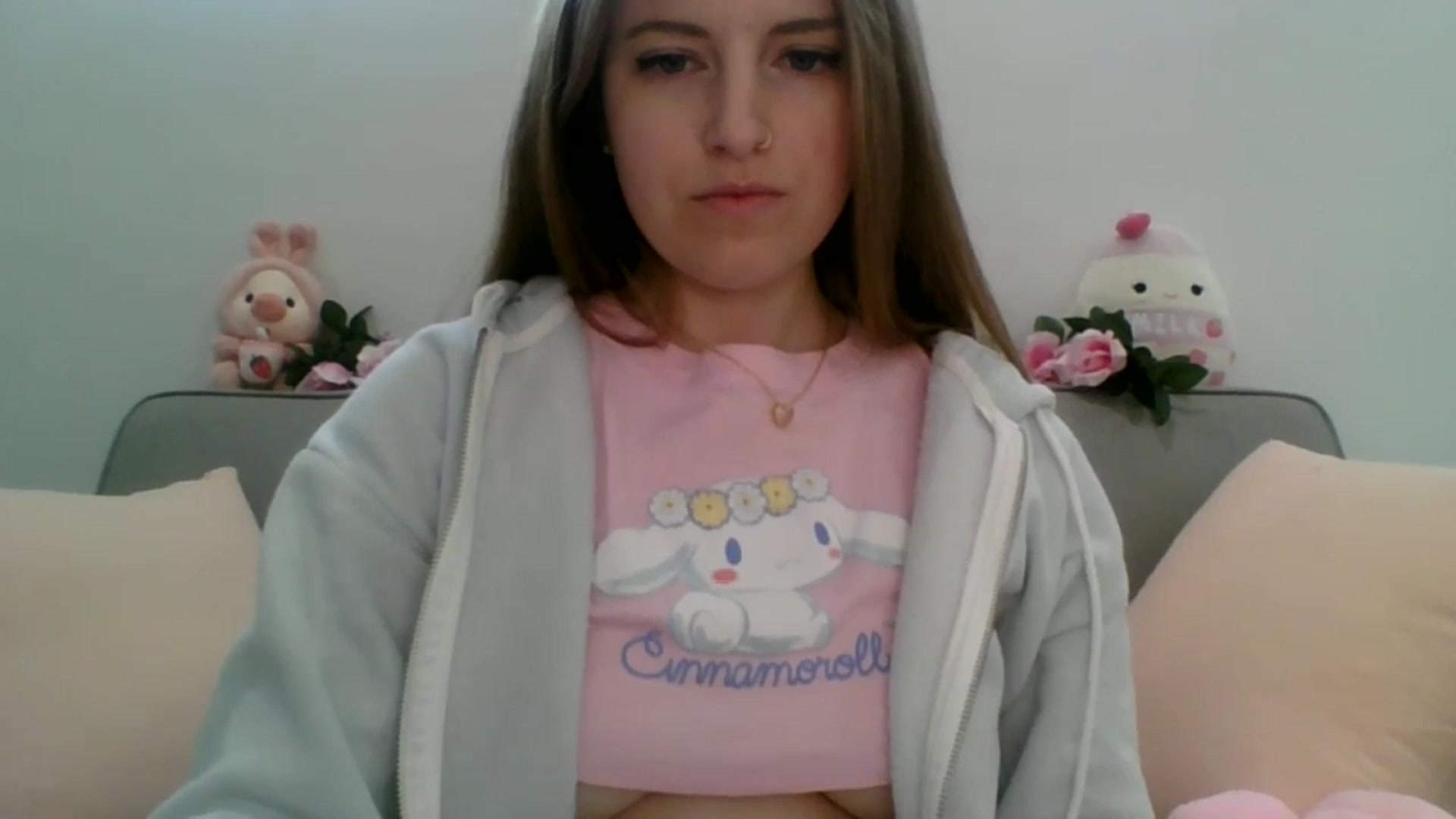 Gallery image thumbnail from Pixxxie's myfreecams stream on, 05/05/2024, 18:29 image 14 of 20