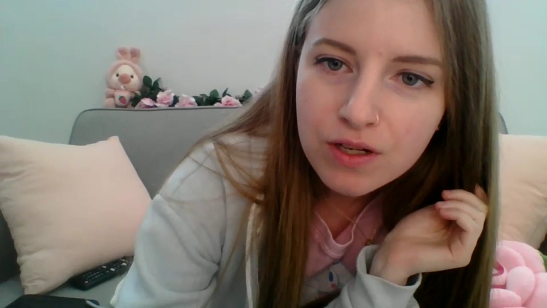 Gallery image thumbnail from Pixxxie's myfreecams stream on, 05/05/2024, 18:29 image 8 of 20