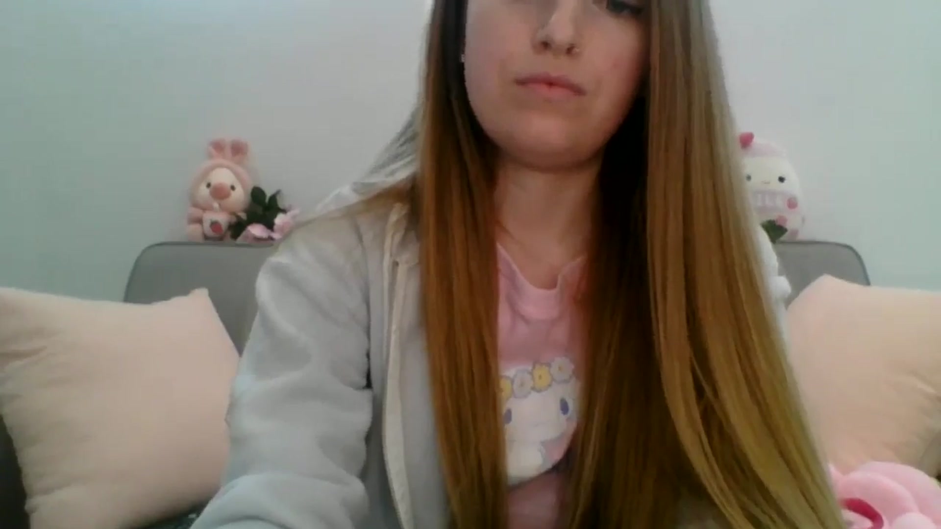 Gallery image thumbnail from Pixxxie's myfreecams stream on, 05/05/2024, 18:29 image 2 of 20