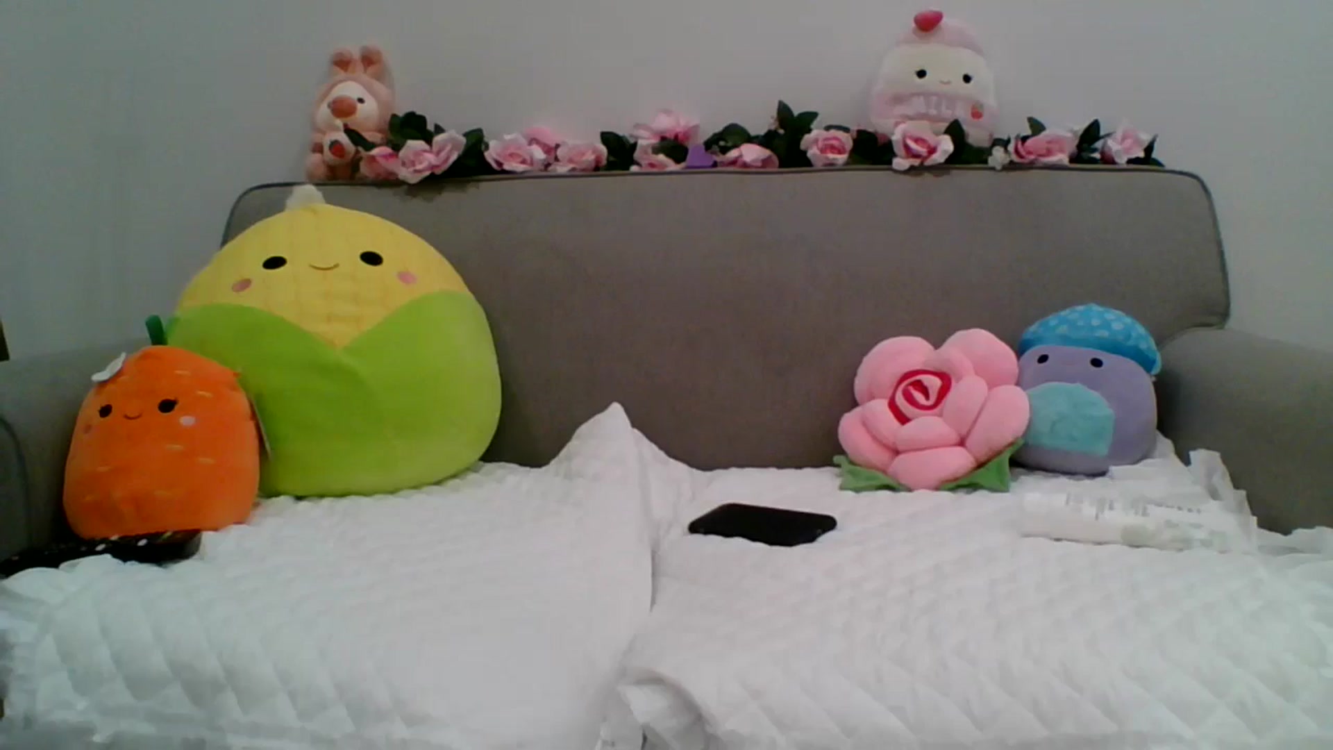 Gallery image thumbnail from Pixxxie's myfreecams stream on, 05/19/2024, 09:19 image 10 of 20