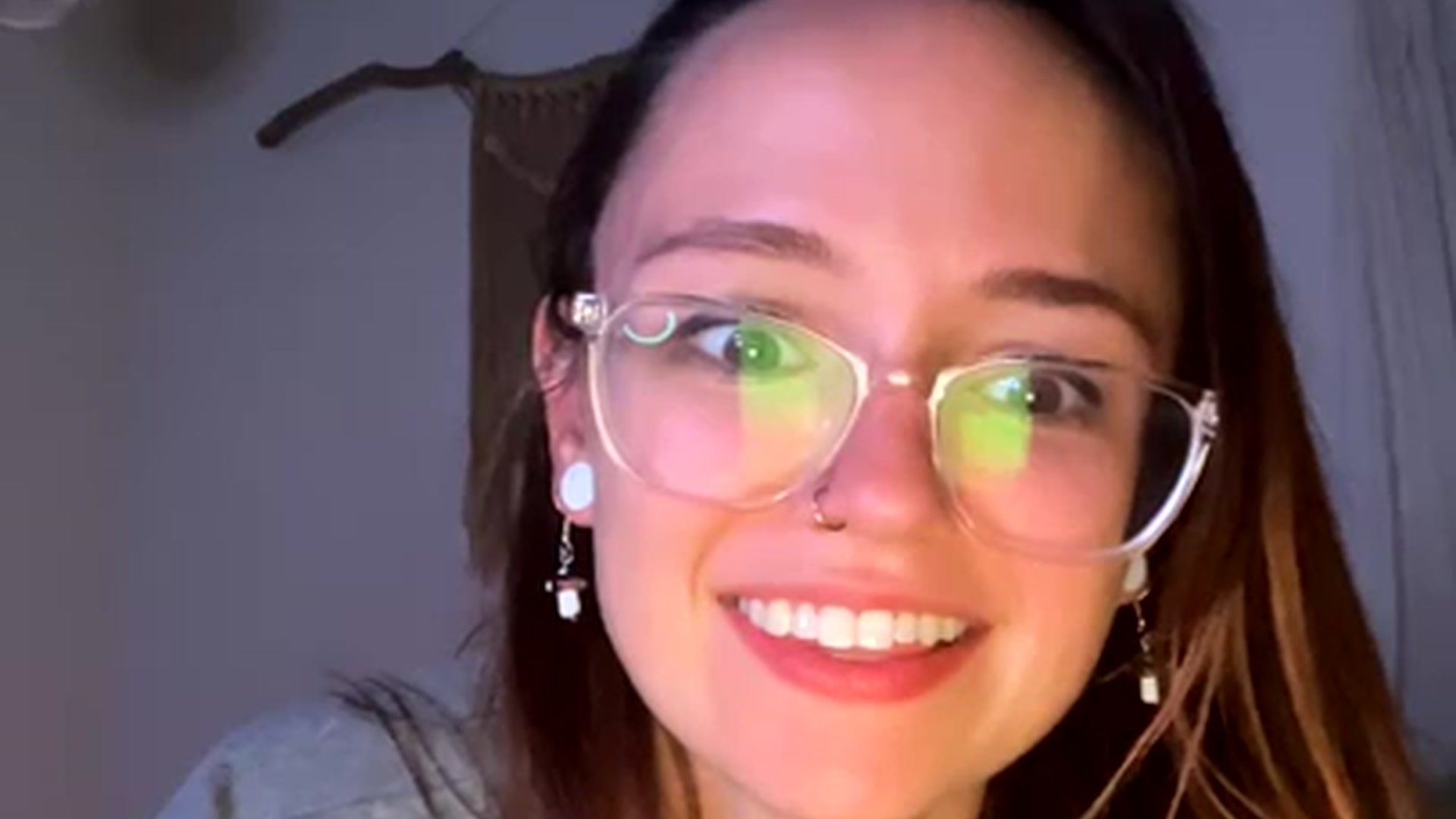 Gallery image thumbnail from Plantbabeee's myfreecams stream on, 05/24/2023, 04:14 image 17 of 20