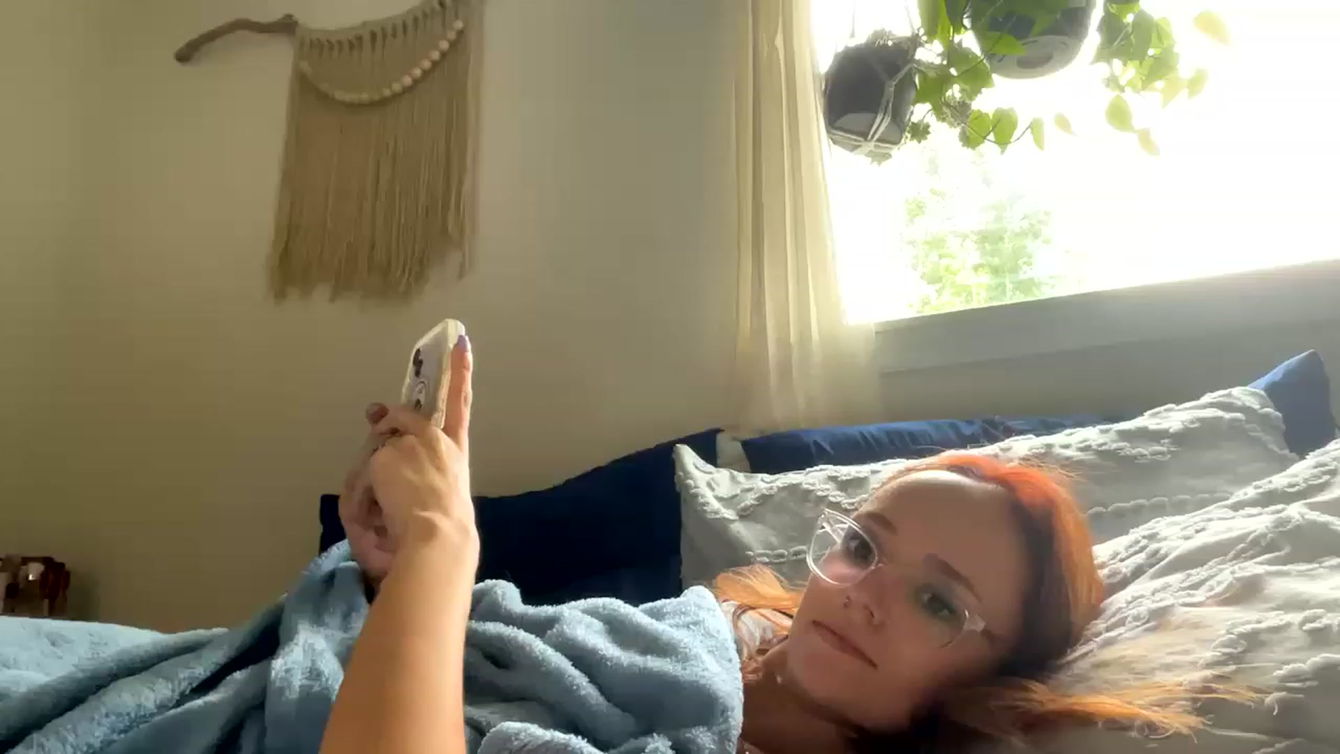 Gallery image thumbnail from Plantbabeee's myfreecams stream on, 05/26/2023, 20:31 image 12 of 20
