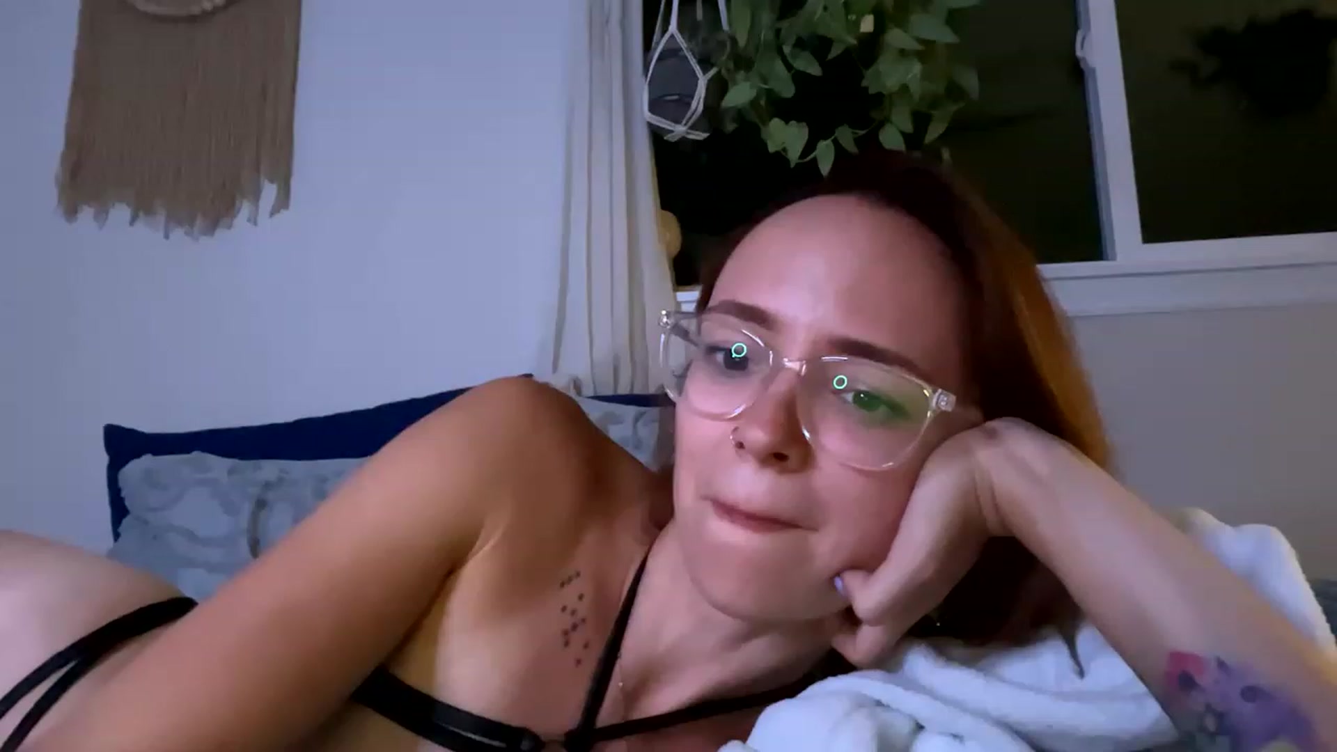 Gallery image thumbnail from Plantbabeee's myfreecams stream on, 05/29/2023, 04:34 image 17 of 20