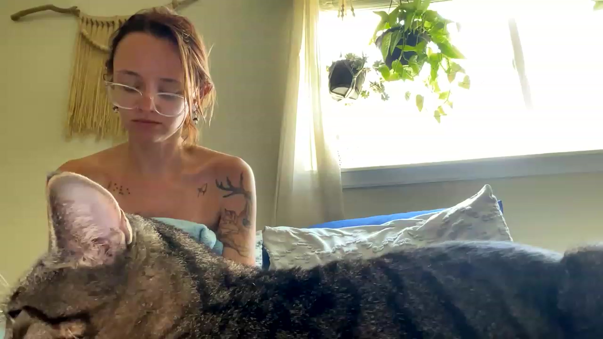 Gallery image thumbnail from Plantbabeee's myfreecams stream on, 06/05/2023, 17:45 image 17 of 20