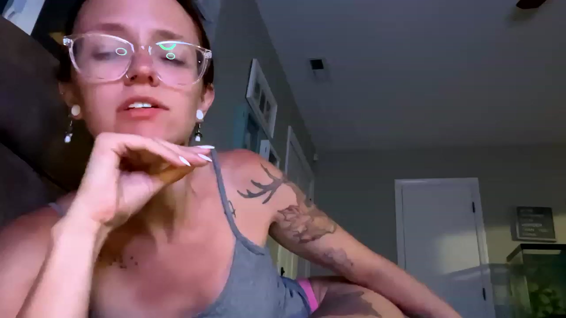 Gallery image thumbnail from Plantbabeee's myfreecams stream on, 06/06/2023, 03:53 image 4 of 20