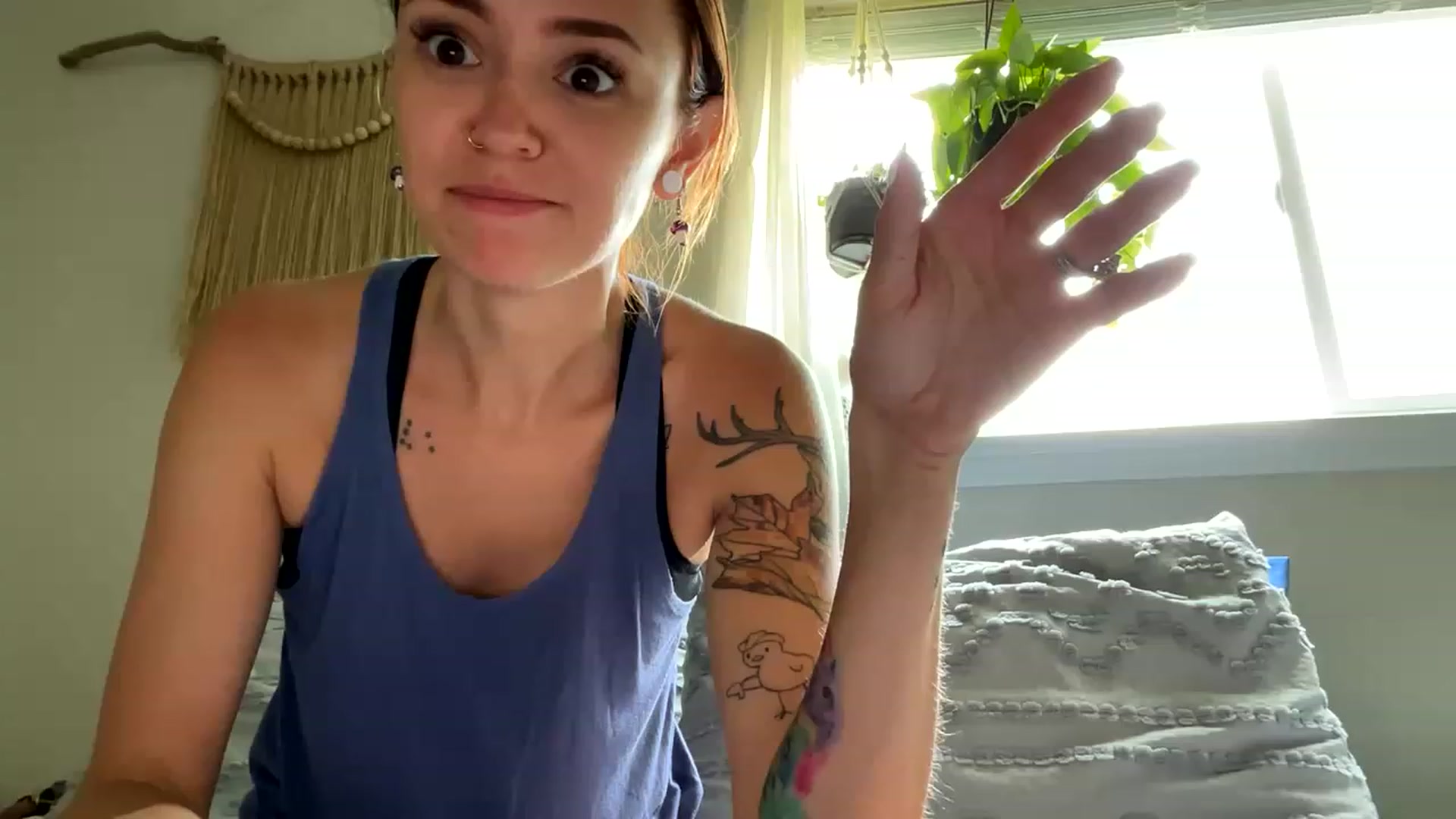 Gallery image thumbnail from Plantbabeee's myfreecams stream on, 06/07/2023, 16:56 image 6 of 20