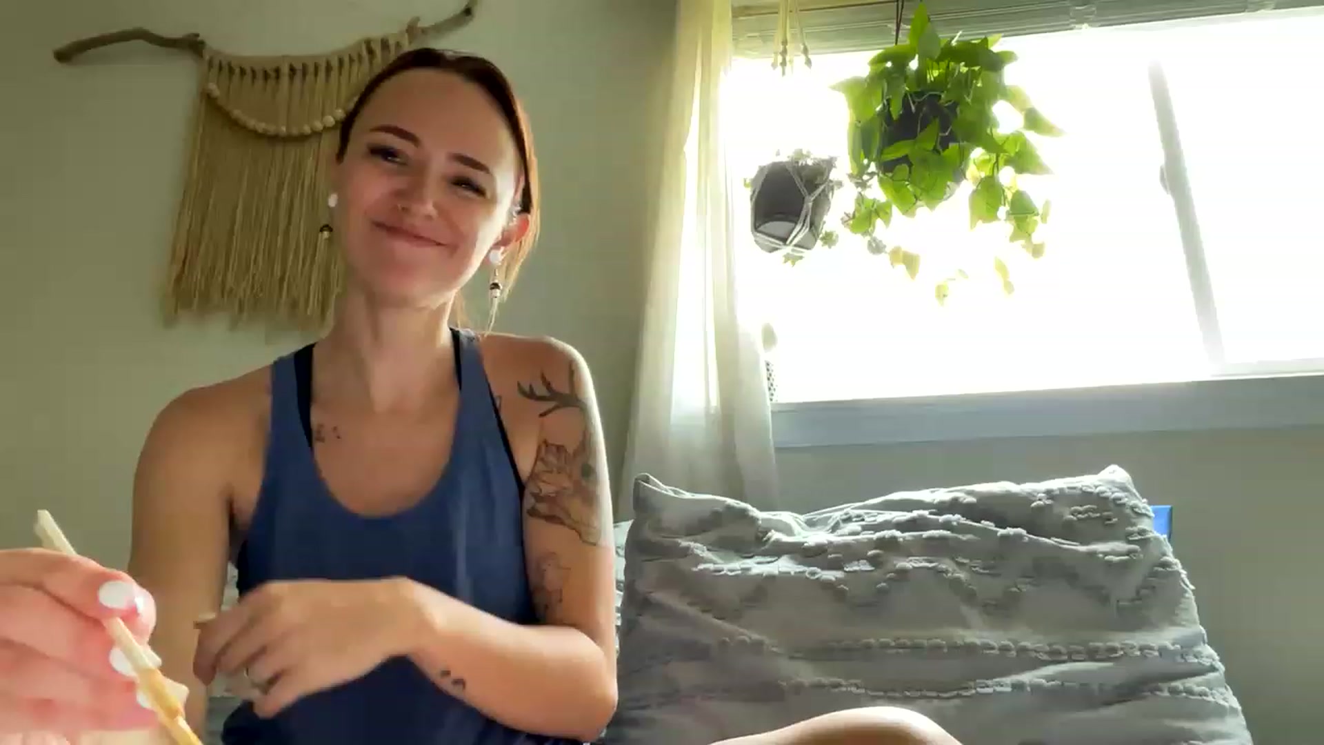 Gallery image thumbnail from Plantbabeee's myfreecams stream on, 06/07/2023, 16:56 image 7 of 20