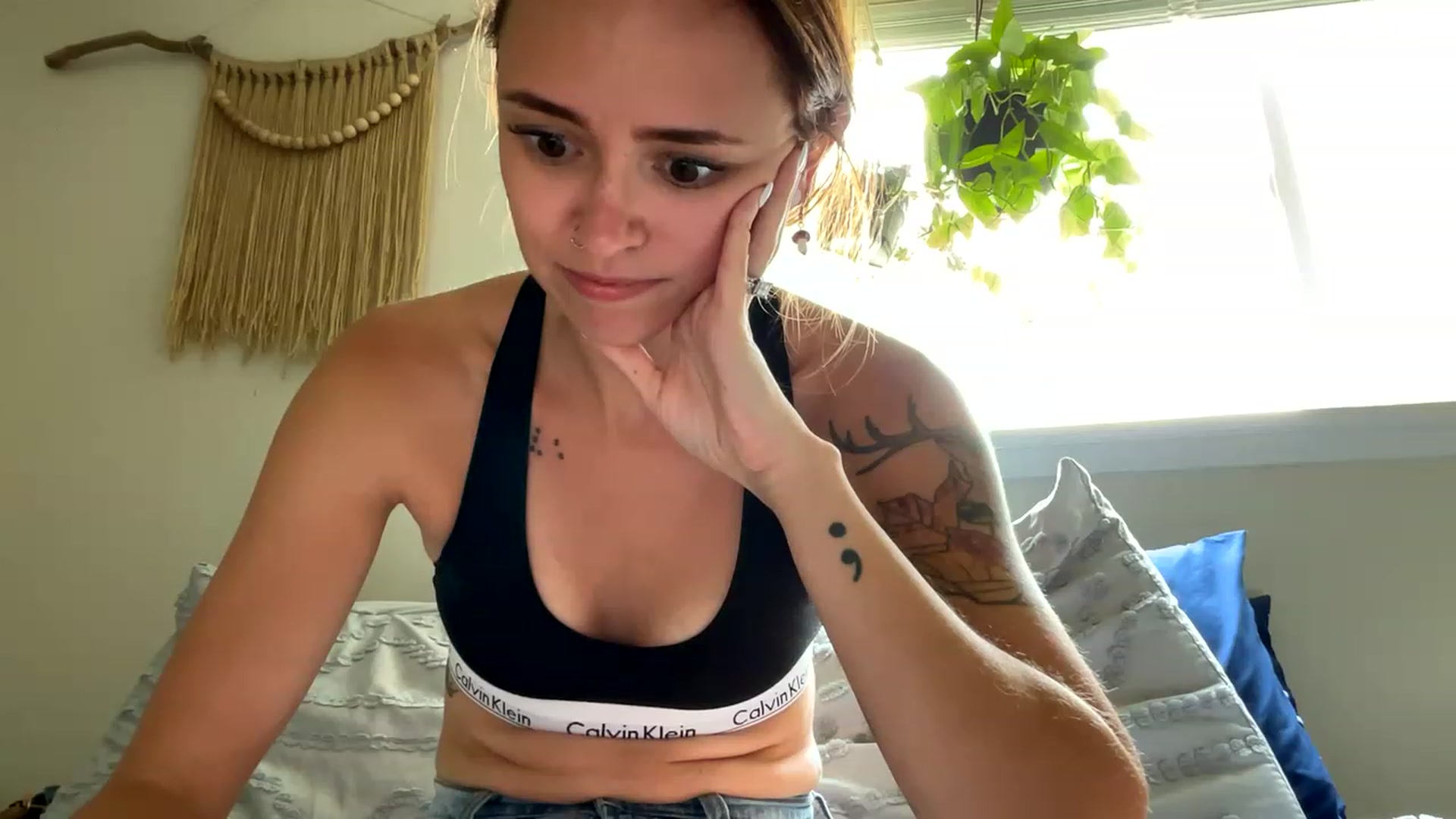 Gallery image thumbnail from Plantbabeee's myfreecams stream on, 06/07/2023, 18:23 image 7 of 20