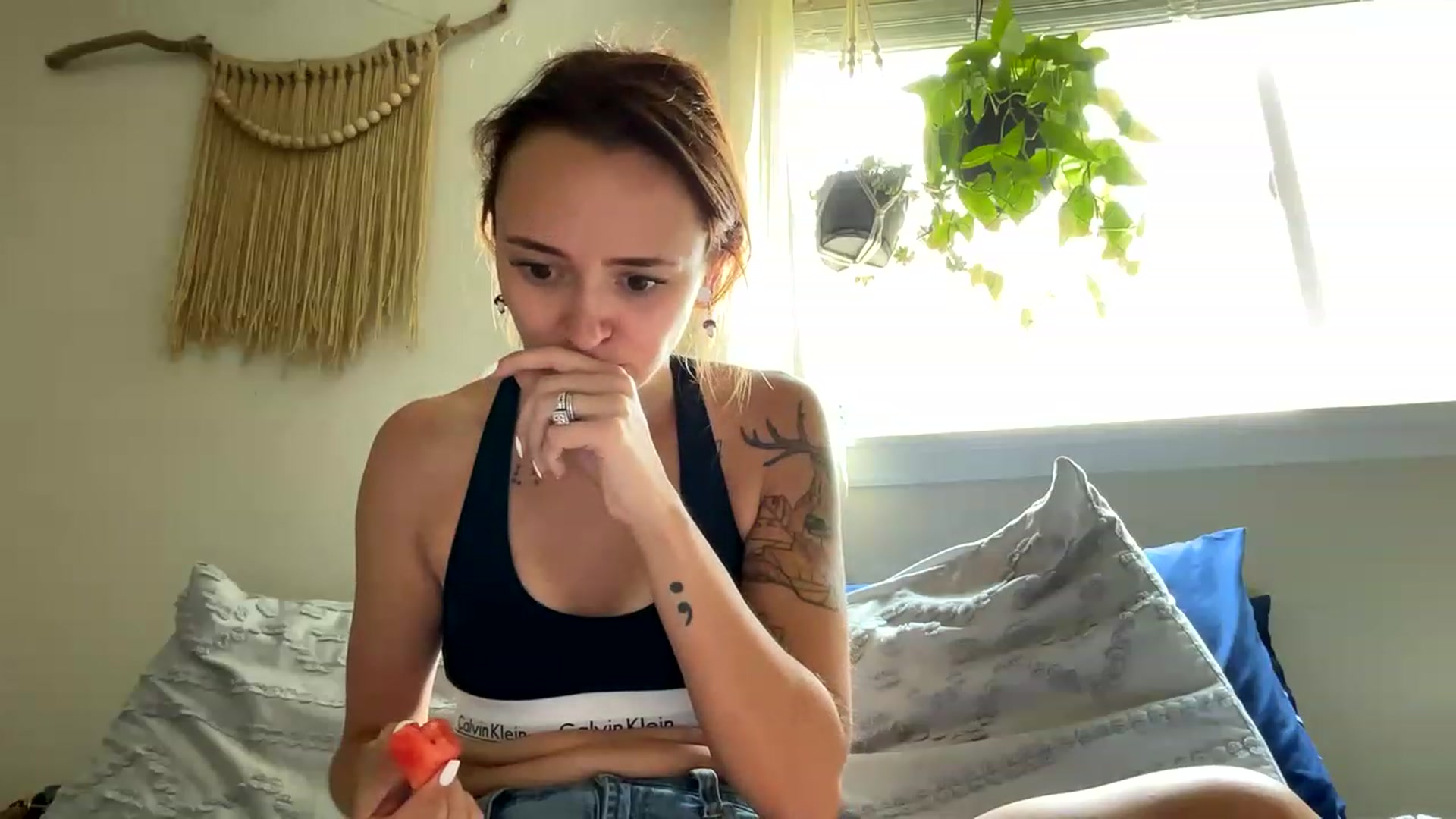 Gallery image thumbnail from Plantbabeee's myfreecams stream on, 06/07/2023, 18:23 image 10 of 20
