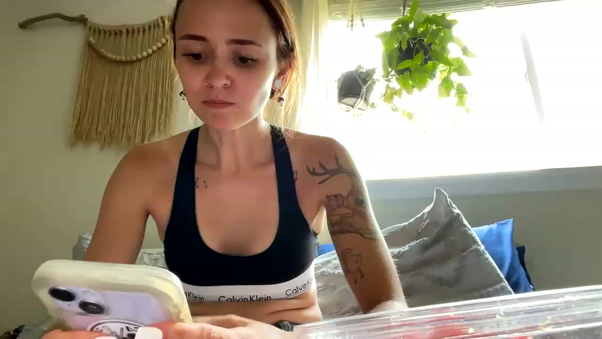 Gallery image thumbnail from Plantbabeee's myfreecams stream on, 06/07/2023, 18:23 image 2 of 20