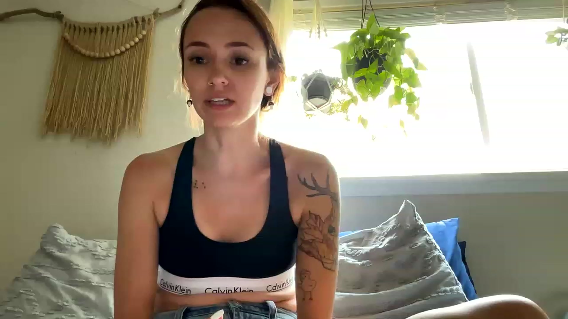 Gallery image thumbnail from Plantbabeee's myfreecams stream on, 06/07/2023, 19:27 image 16 of 20
