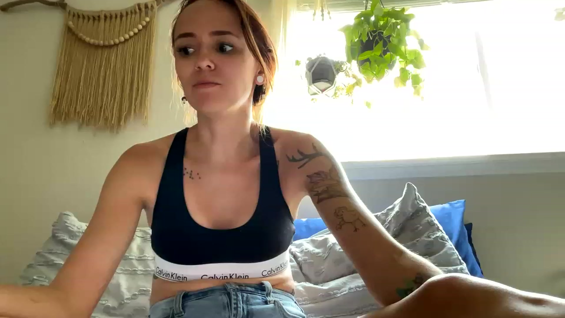 Gallery image thumbnail from Plantbabeee's myfreecams stream on, 06/07/2023, 19:27 image 3 of 20
