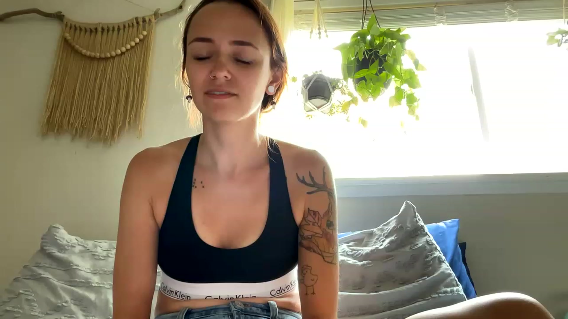 Gallery image thumbnail from Plantbabeee's myfreecams stream on, 06/07/2023, 19:27 image 19 of 20