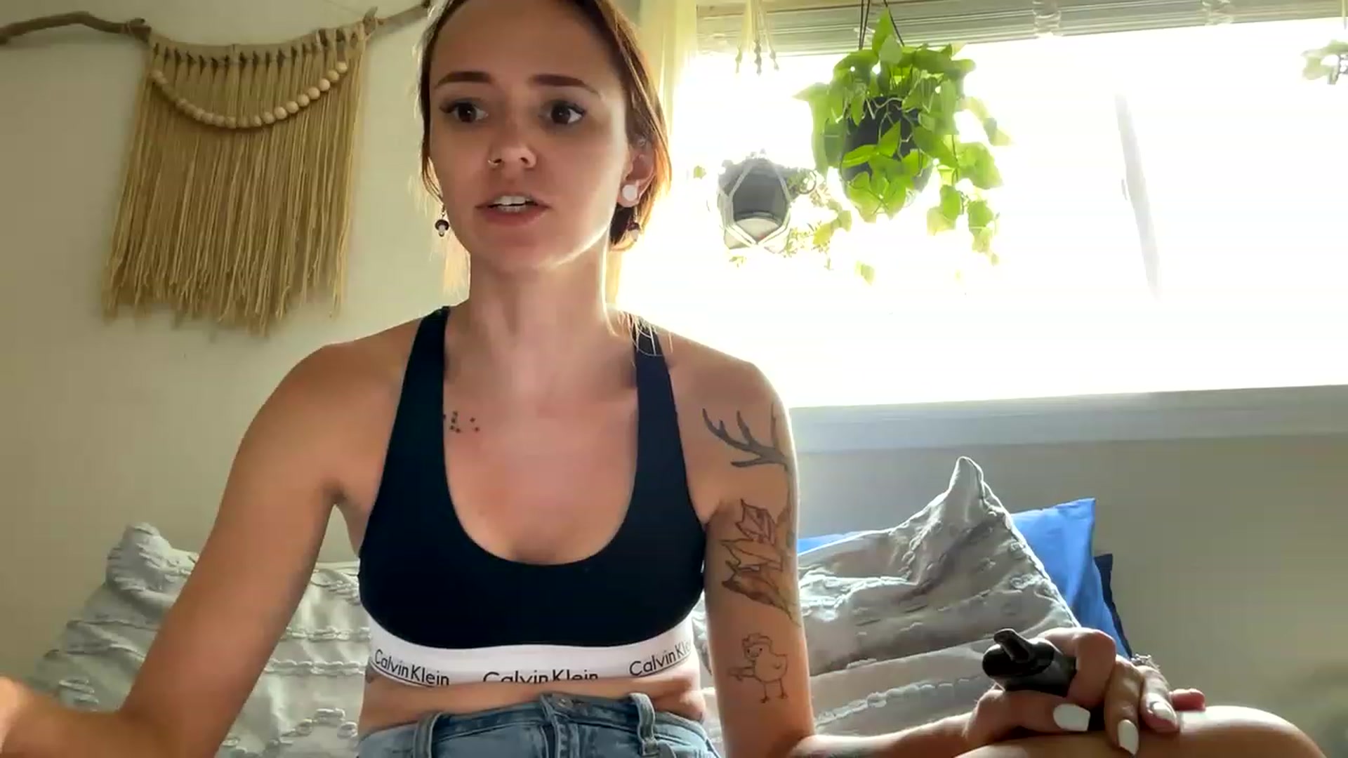 Gallery image thumbnail from Plantbabeee's myfreecams stream on, 06/07/2023, 19:27 image 8 of 20