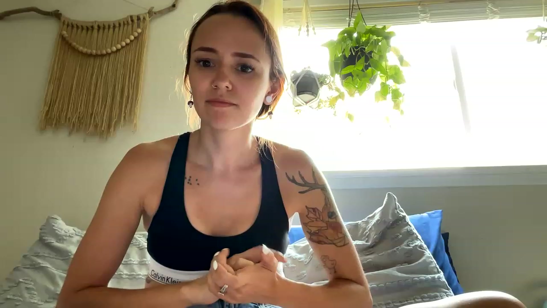 Gallery image thumbnail from Plantbabeee's myfreecams stream on, 06/07/2023, 19:27 image 13 of 20