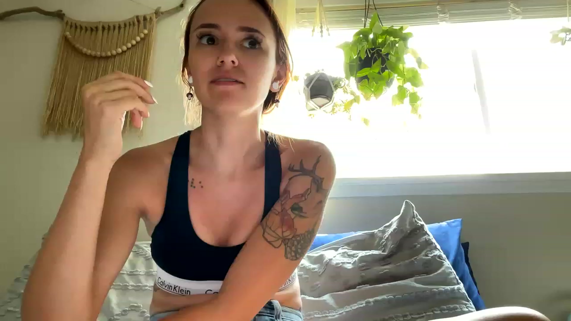 Gallery image thumbnail from Plantbabeee's myfreecams stream on, 06/07/2023, 19:27 image 12 of 20