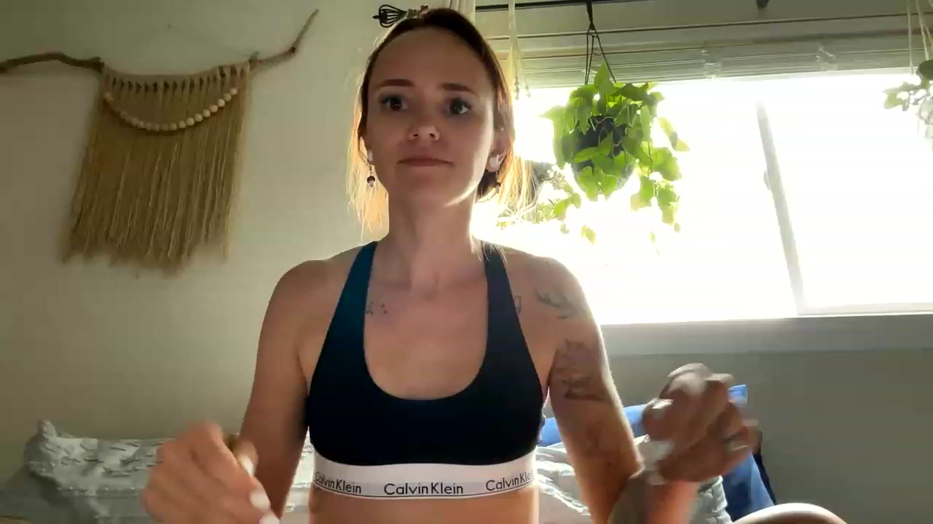 Gallery image thumbnail from Plantbabeee's myfreecams stream on, 06/07/2023, 20:18 image 12 of 20