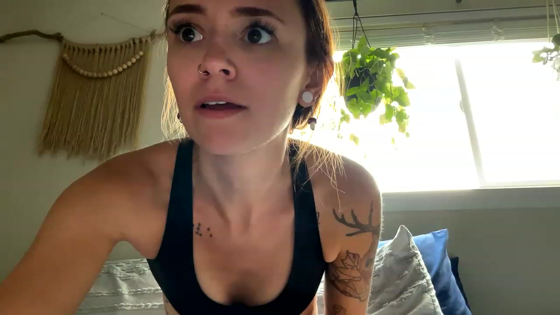 Gallery image thumbnail from Plantbabeee's myfreecams stream on, 06/07/2023, 20:18 image 5 of 20