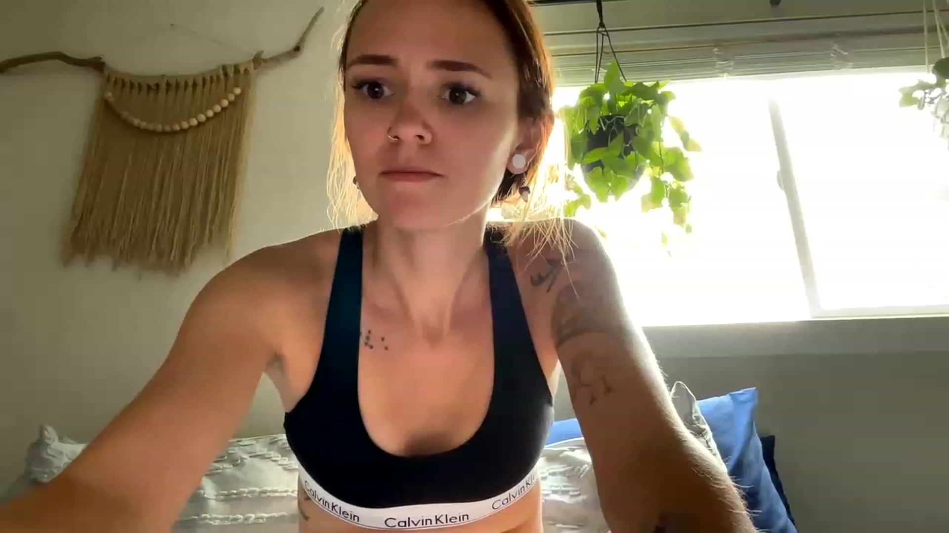 Gallery image thumbnail from Plantbabeee's myfreecams stream on, 06/07/2023, 20:18 image 6 of 20
