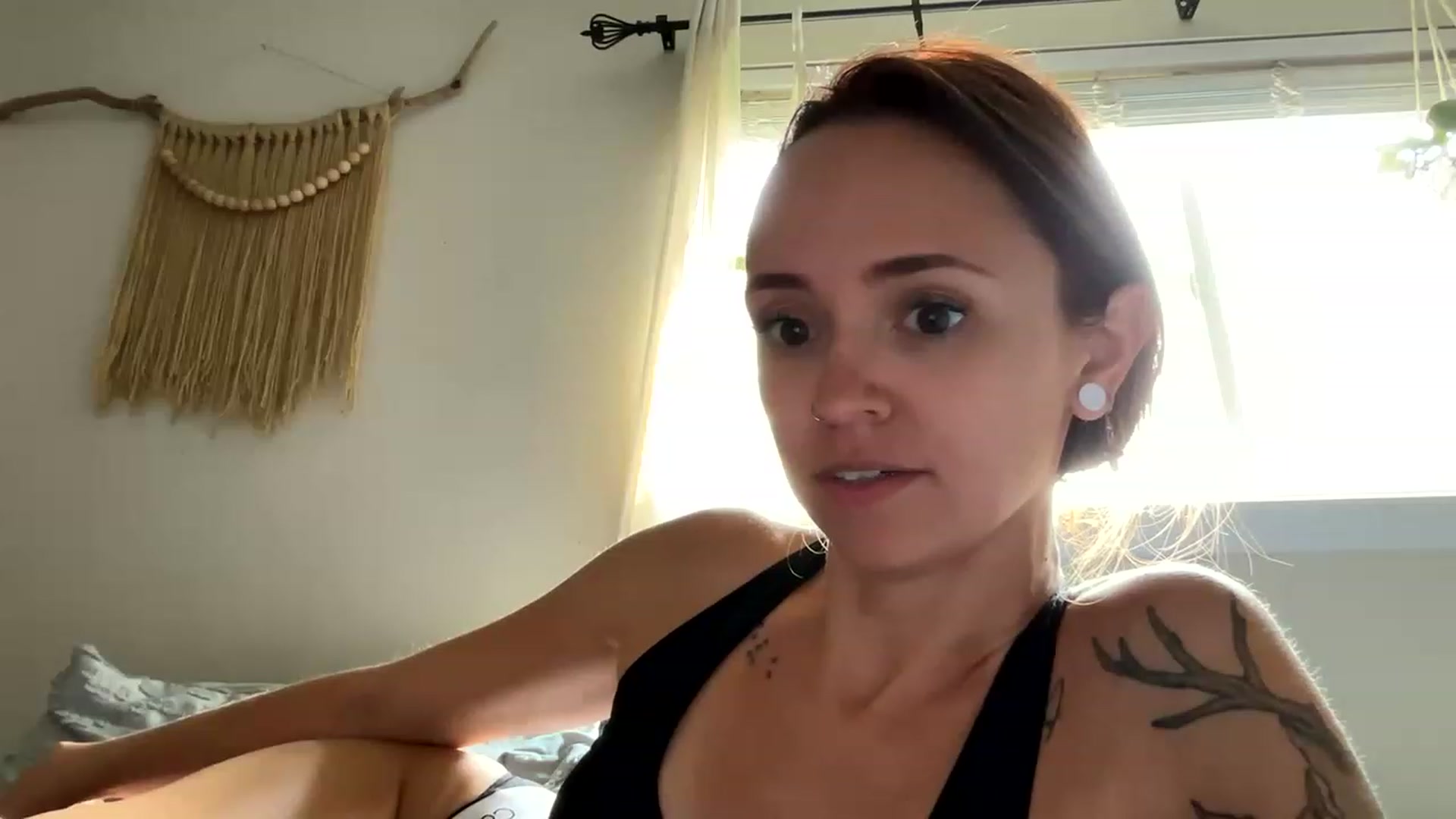 Gallery image thumbnail from Plantbabeee's myfreecams stream on, 06/07/2023, 20:47 image 17 of 20