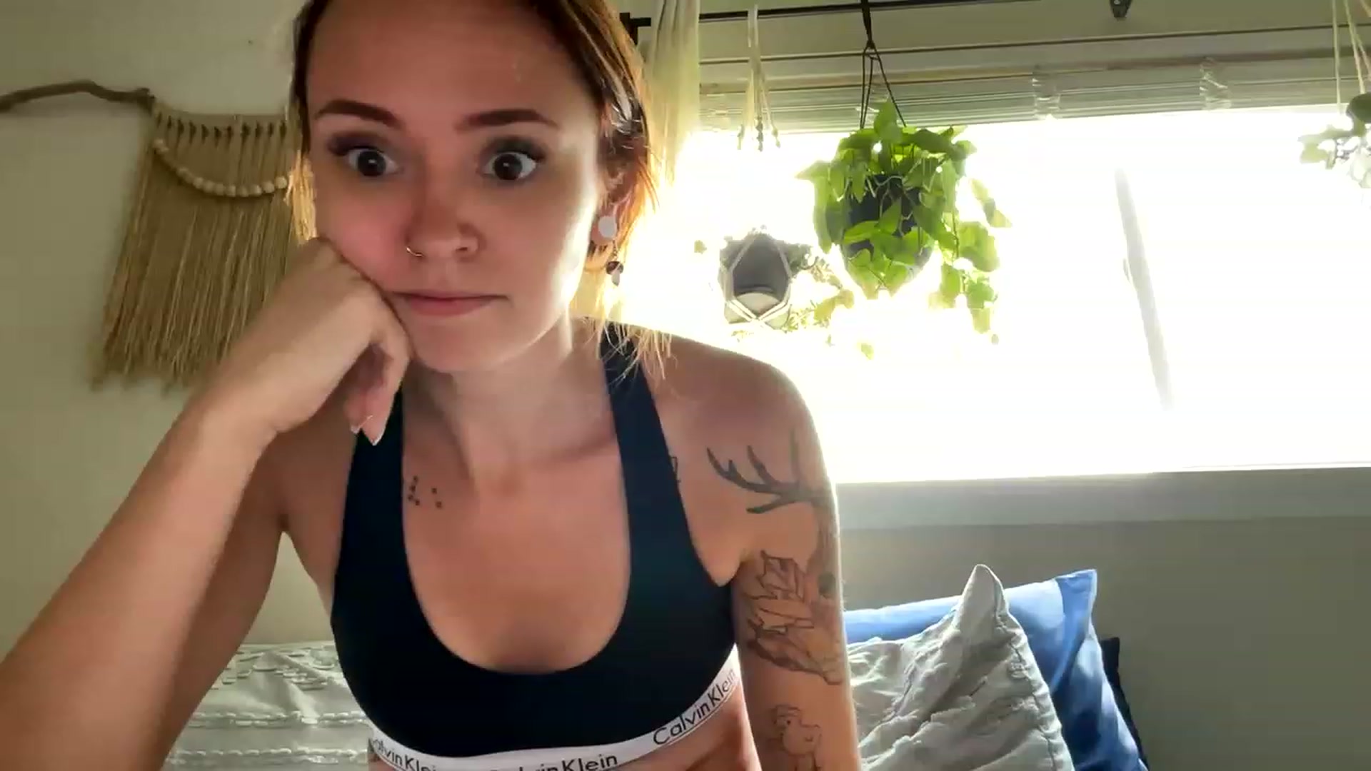 Gallery image thumbnail from Plantbabeee's myfreecams stream on, 06/07/2023, 20:47 image 13 of 20