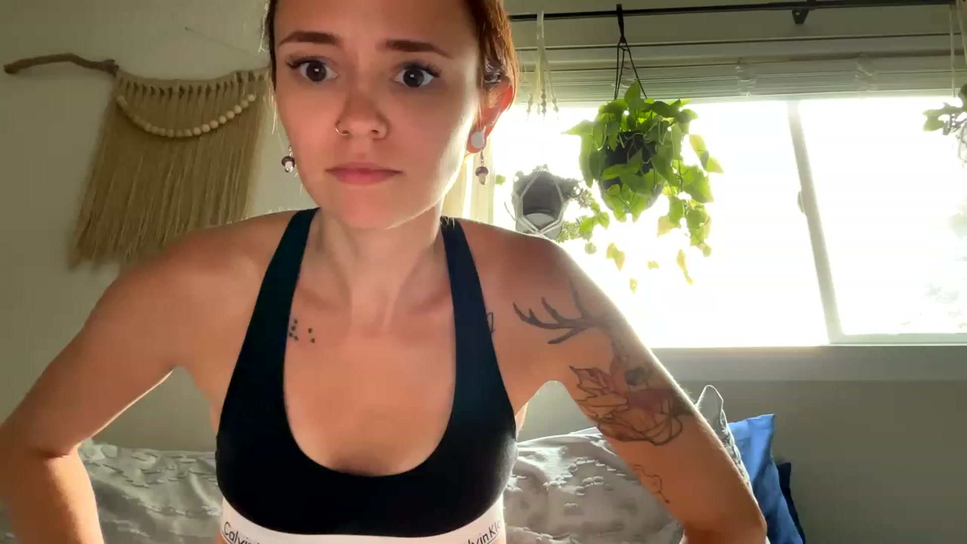 Gallery image thumbnail from Plantbabeee's myfreecams stream on, 06/07/2023, 21:34 image 8 of 20