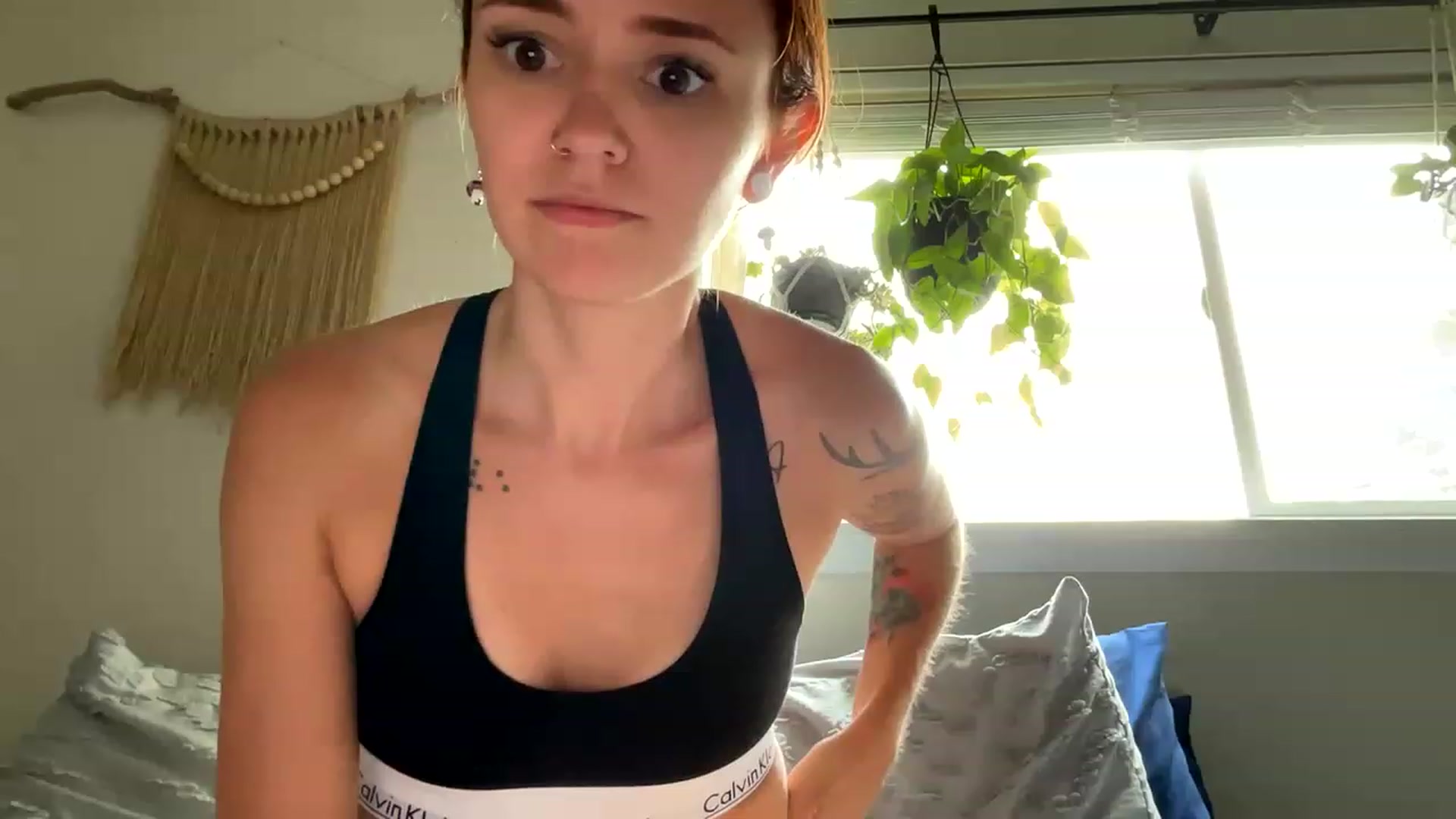 Gallery image thumbnail from Plantbabeee's myfreecams stream on, 06/07/2023, 21:34 image 13 of 20