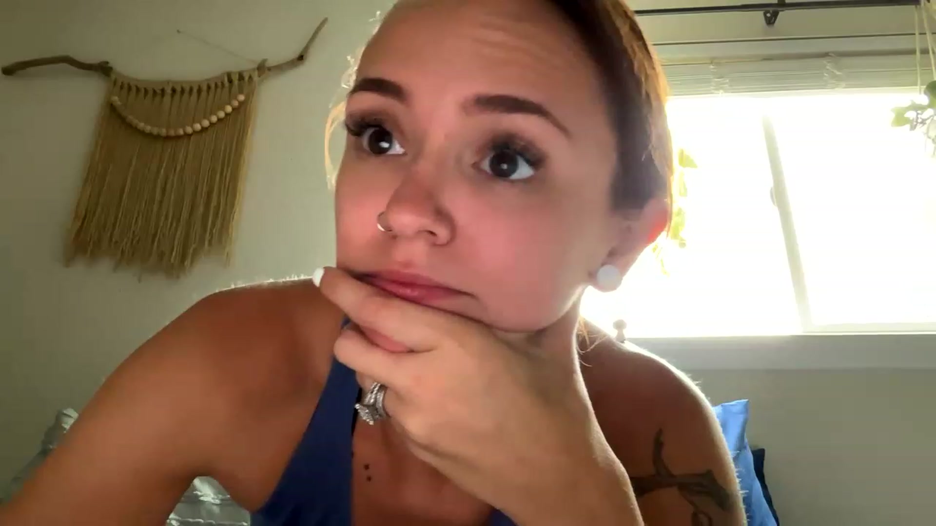 Gallery image thumbnail from Plantbabeee's myfreecams stream on, 06/07/2023, 21:34 image 18 of 20