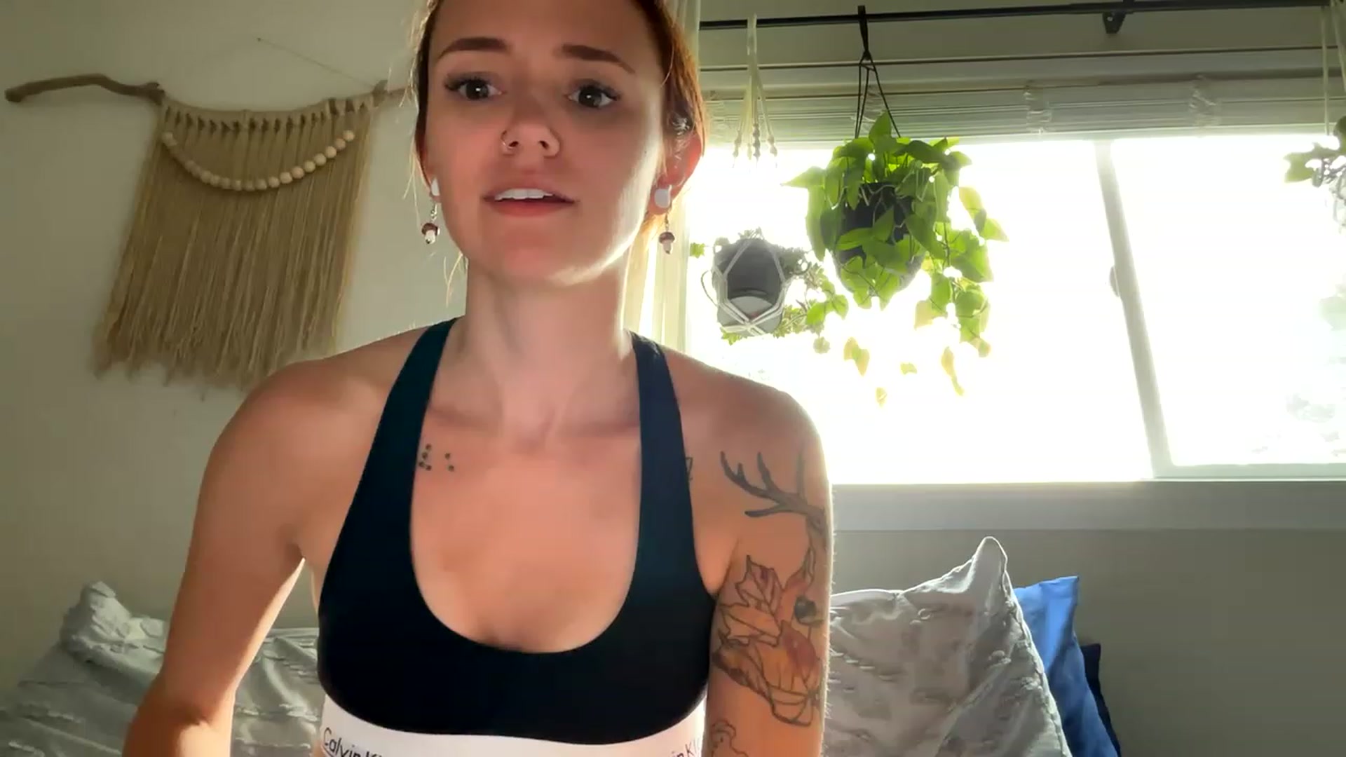 Gallery image thumbnail from Plantbabeee's myfreecams stream on, 06/07/2023, 21:34 image 10 of 20
