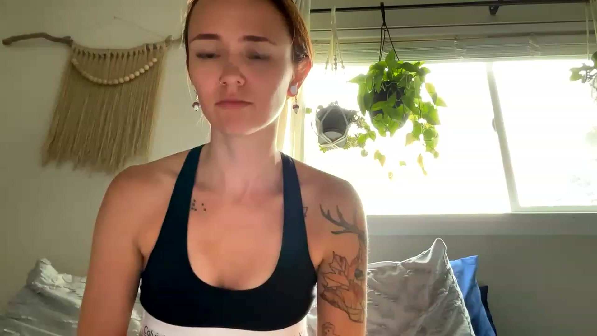 Gallery image thumbnail from Plantbabeee's myfreecams stream on, 06/07/2023, 21:34 image 11 of 20