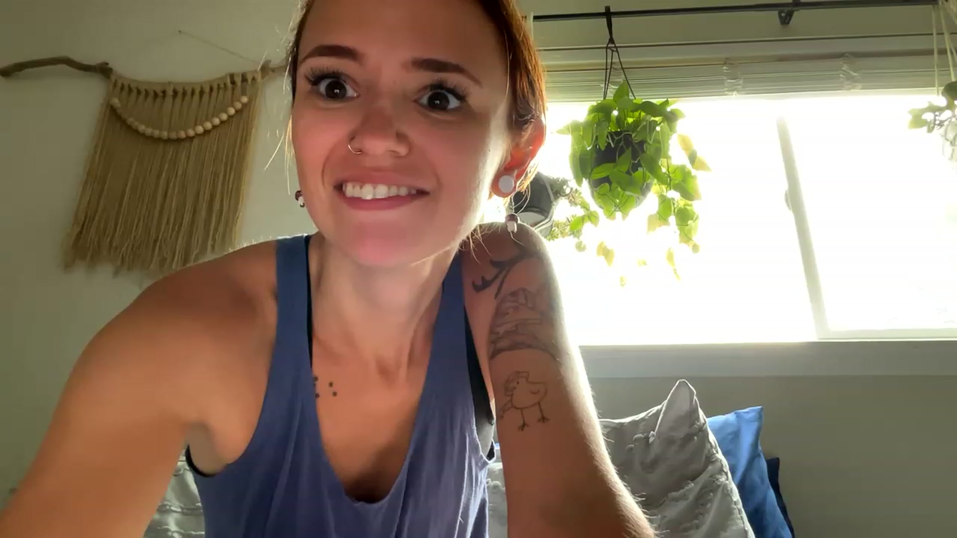Gallery image thumbnail from Plantbabeee's myfreecams stream on, 06/07/2023, 21:34 image 17 of 20