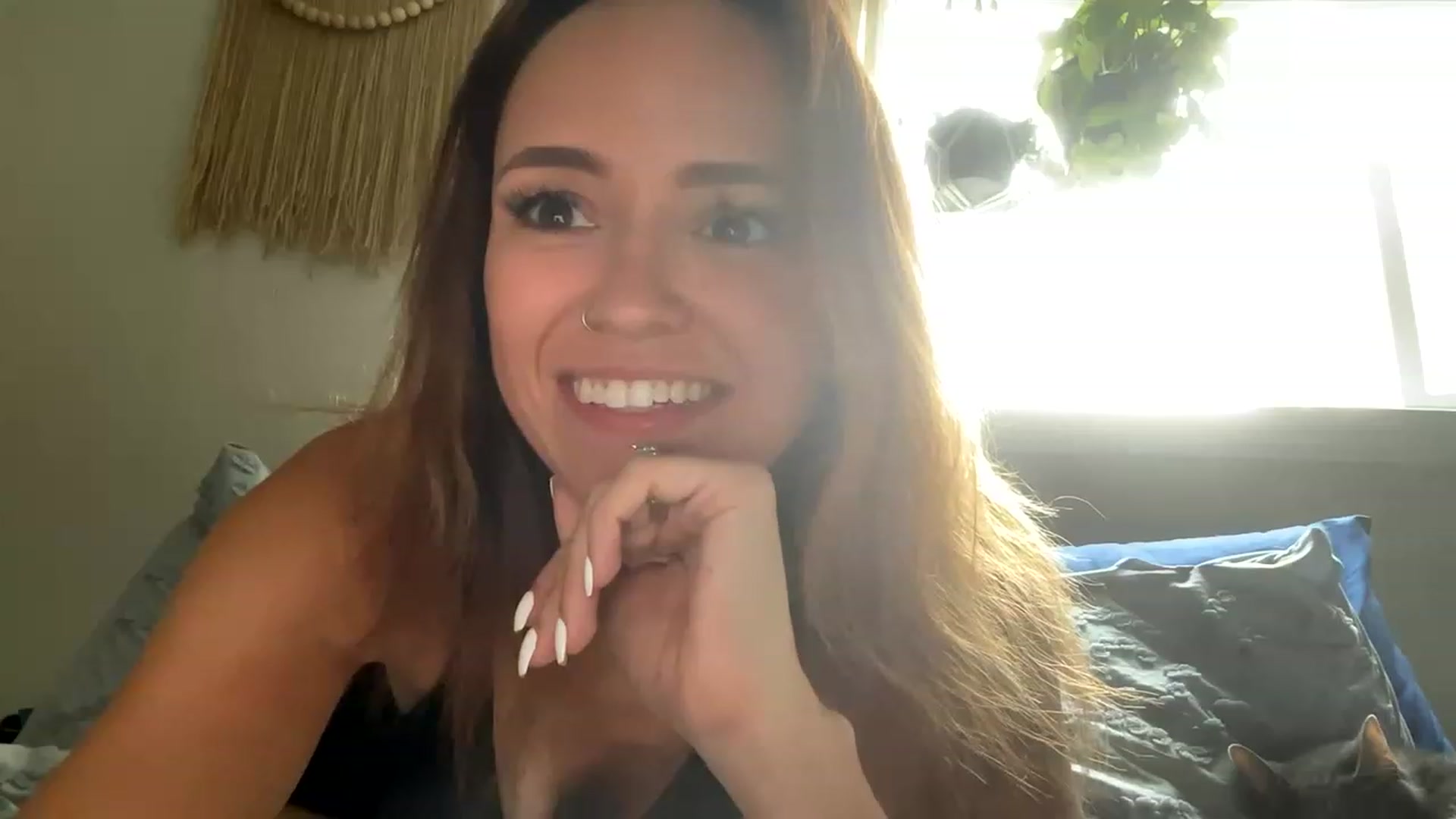 Gallery image thumbnail from Plantbabeee's myfreecams stream on, 06/08/2023, 19:54 image 19 of 20